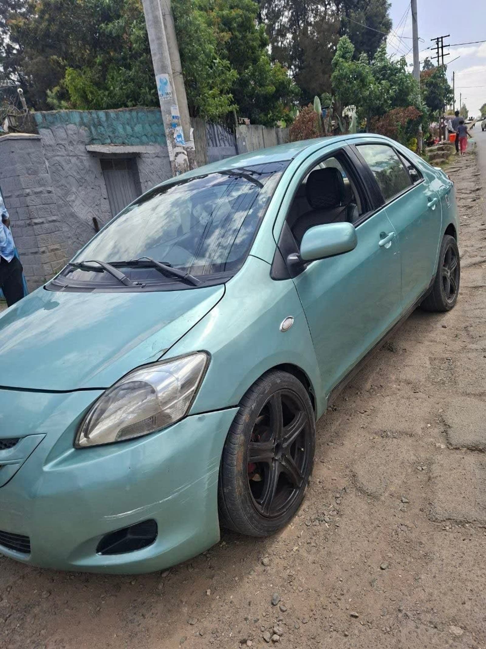 2008 Toyota Yaris Belta — photo 5