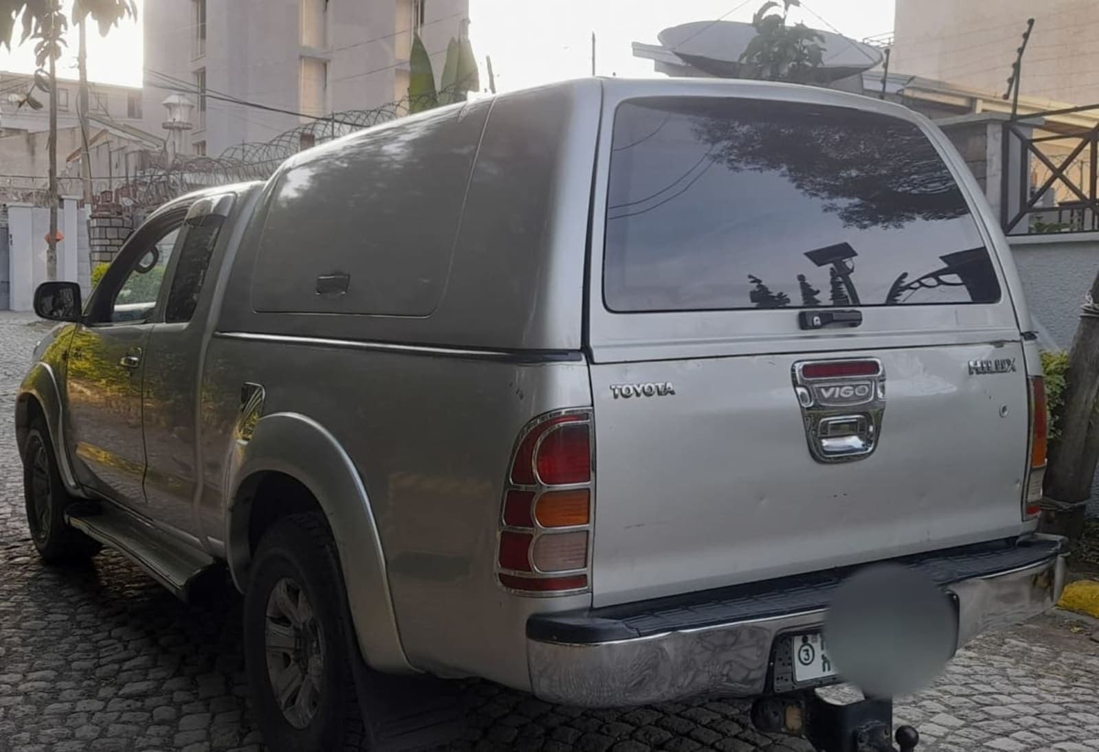 2010 Toyota Hilux — photo 3