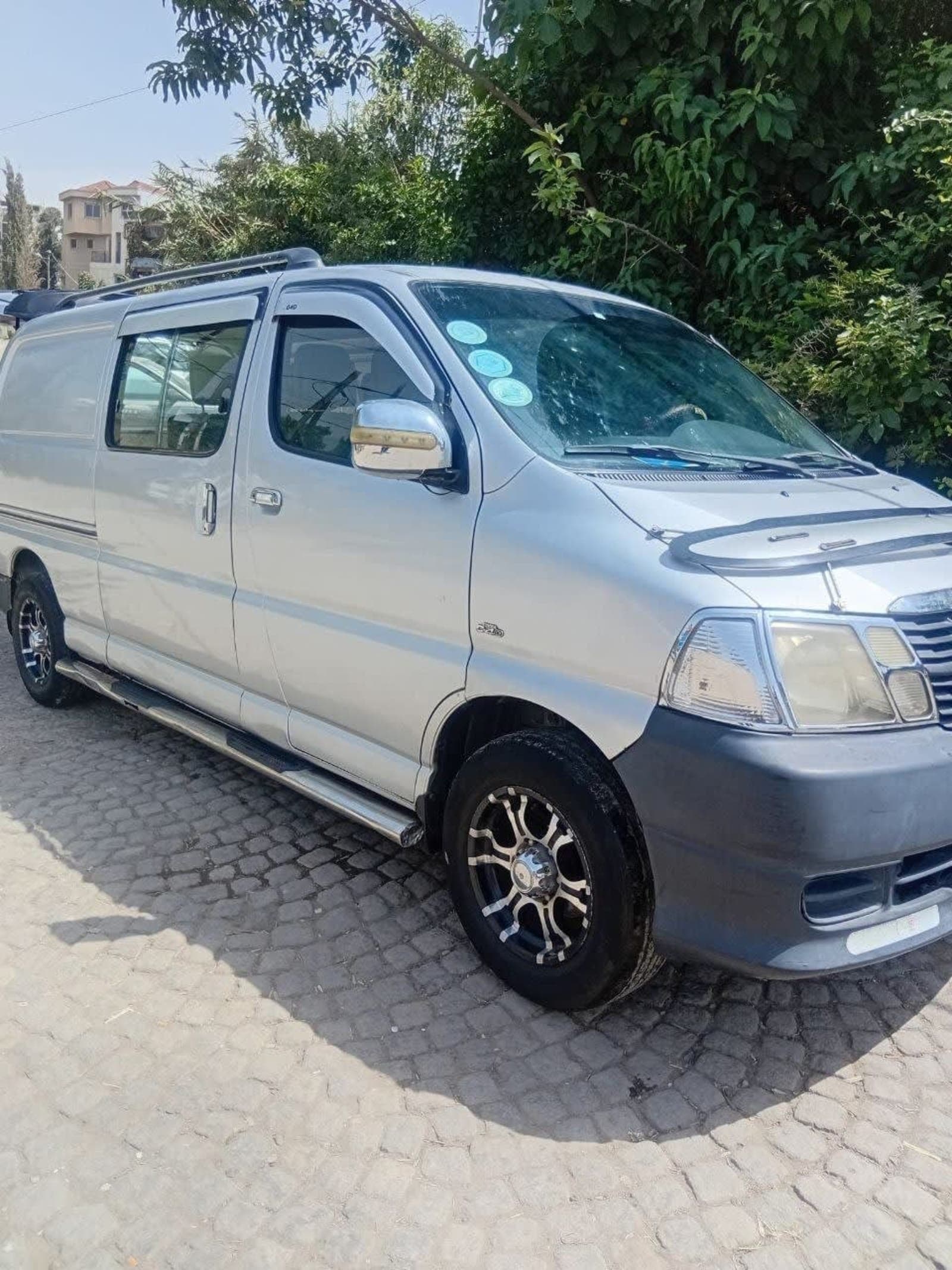2008 Toyota Dolphin