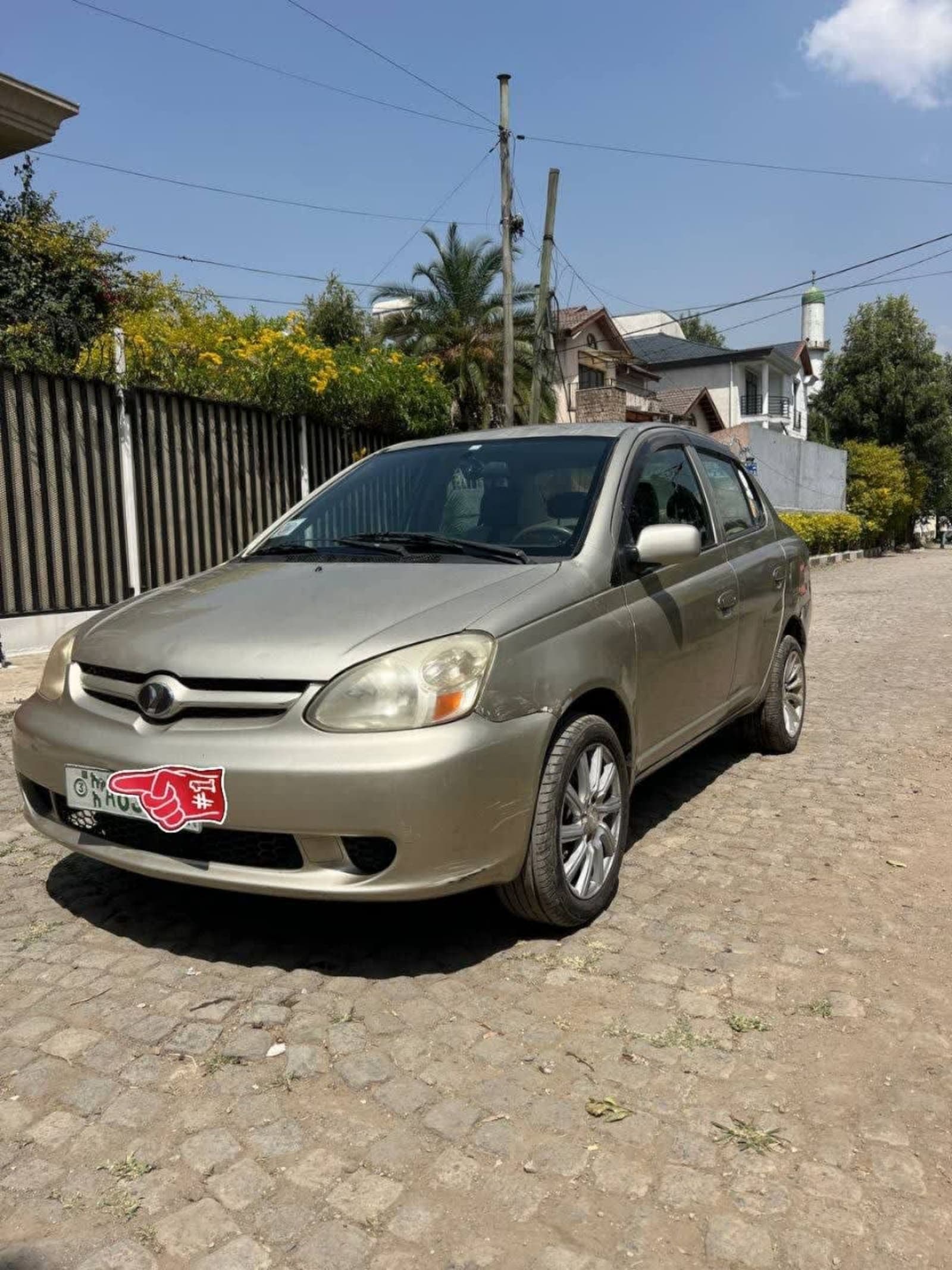 2003 Toyota Platz — photo 5
