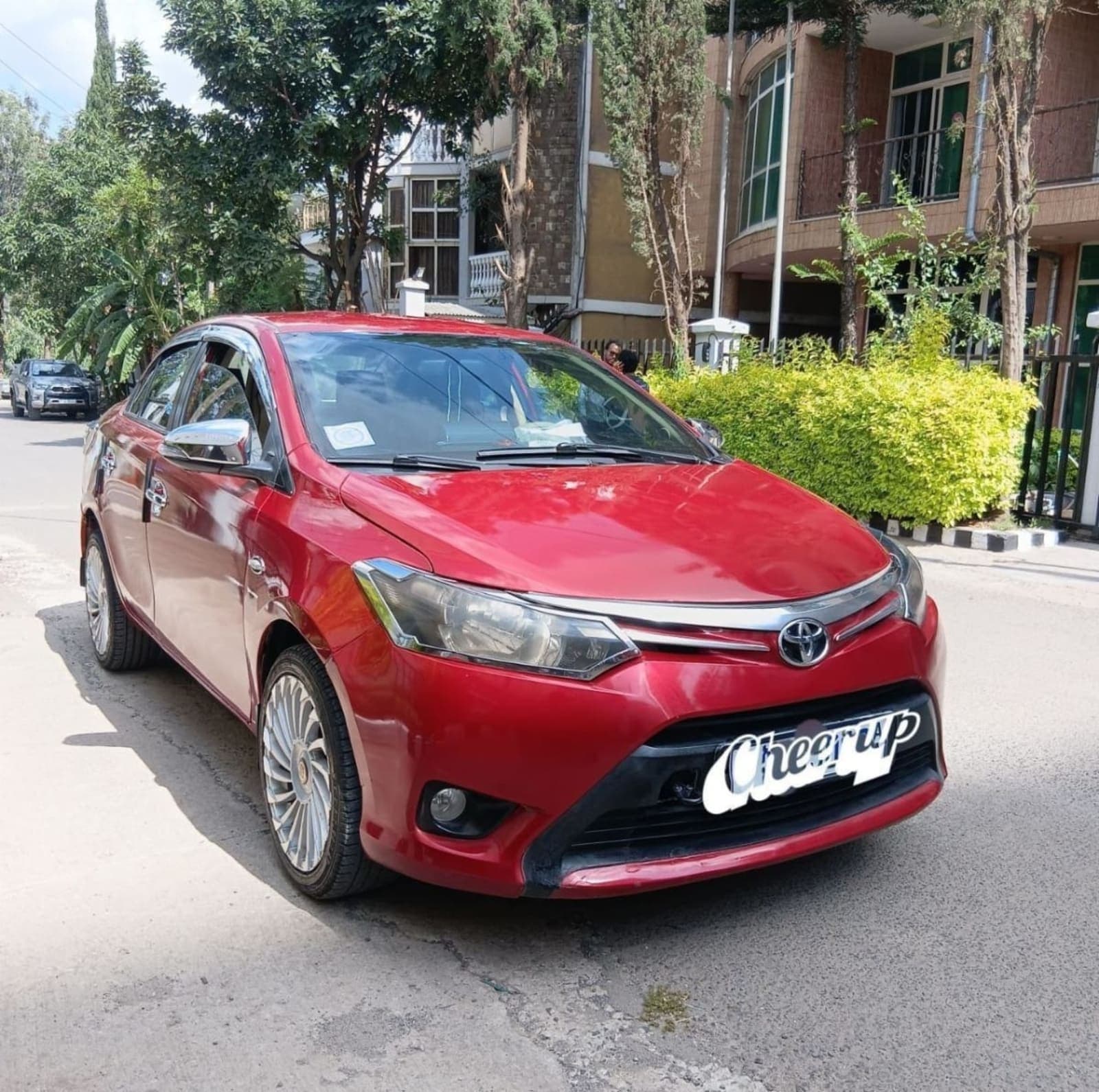 2013 Toyota Yaris — photo 4