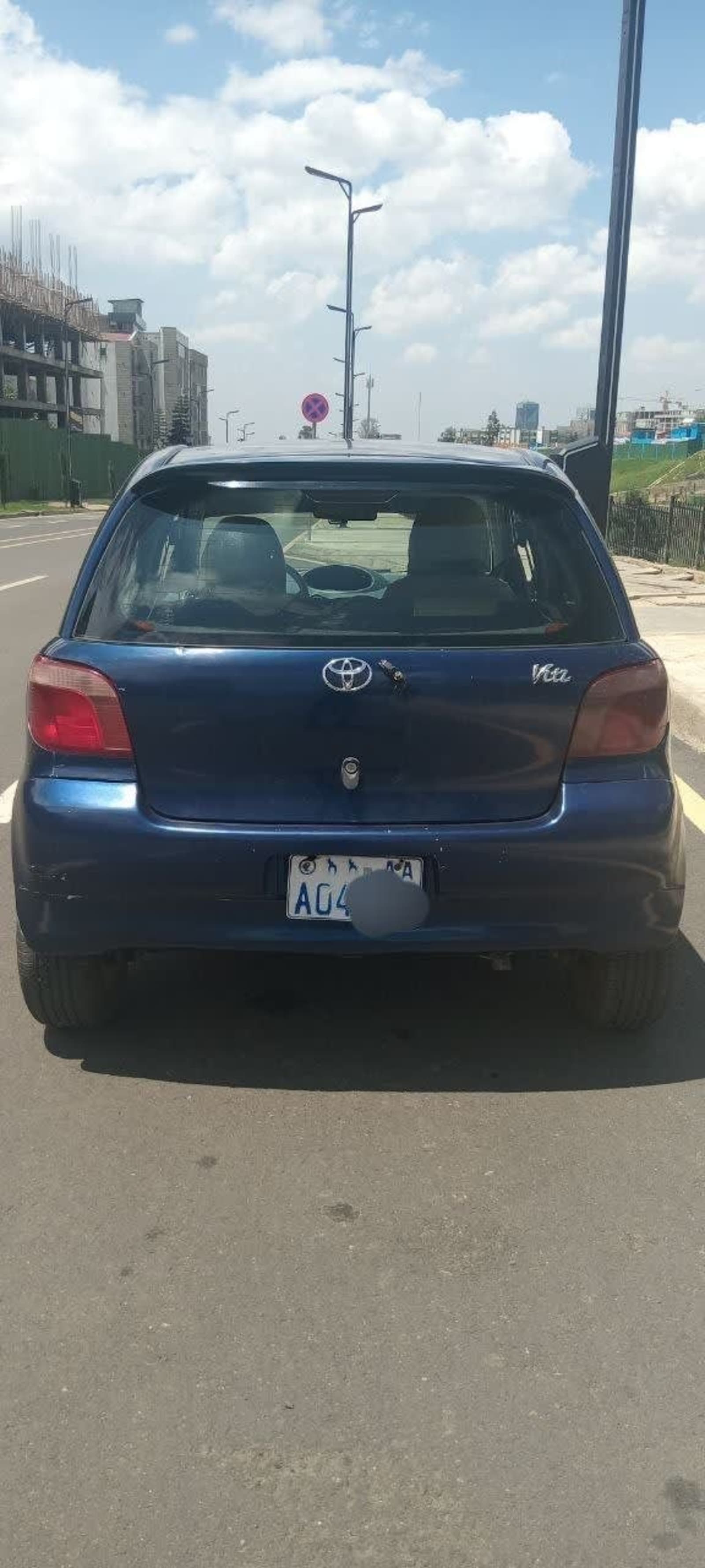 2001 Toyota Vitz — photo 6