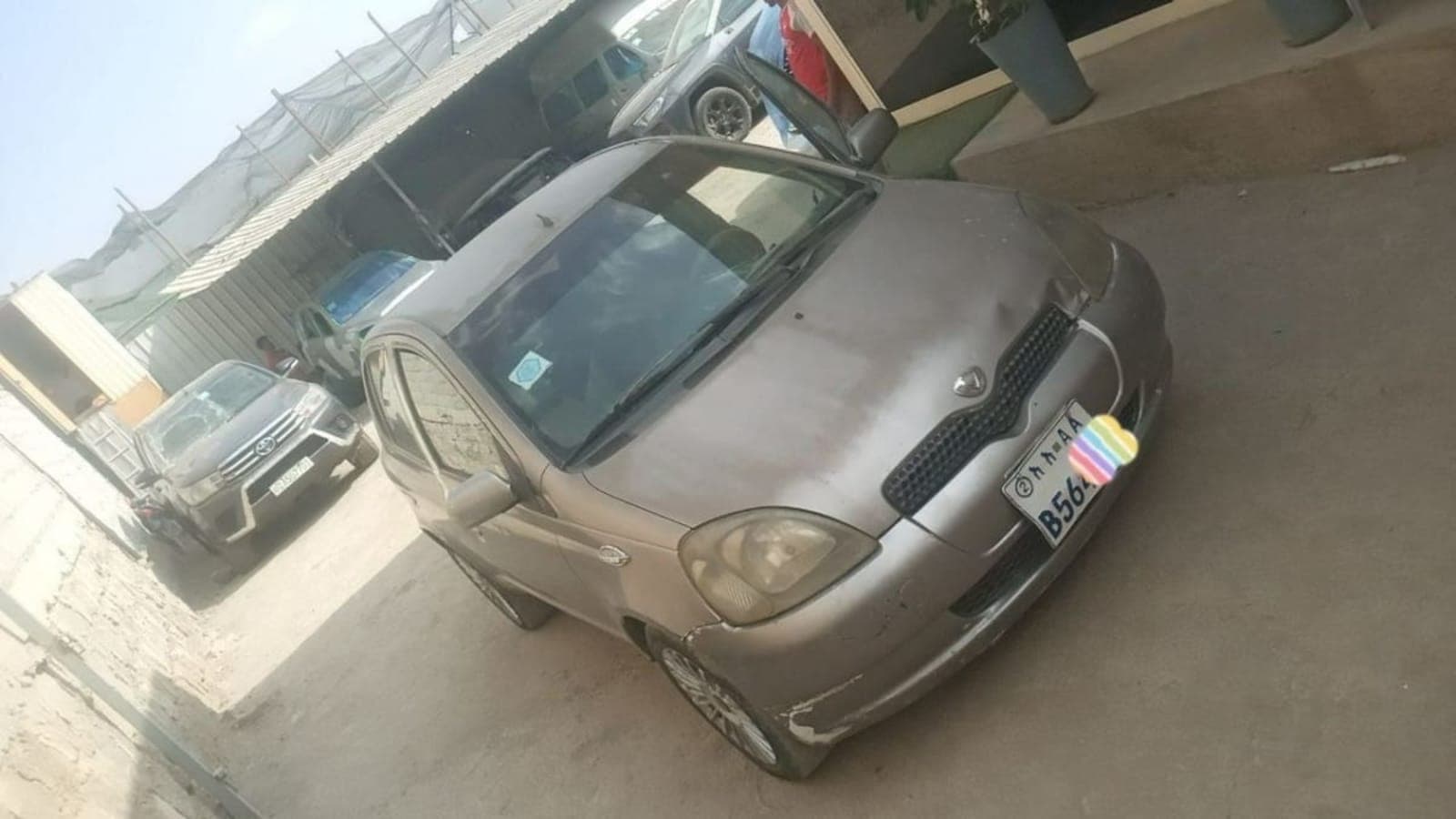 2001 Toyota Vitz