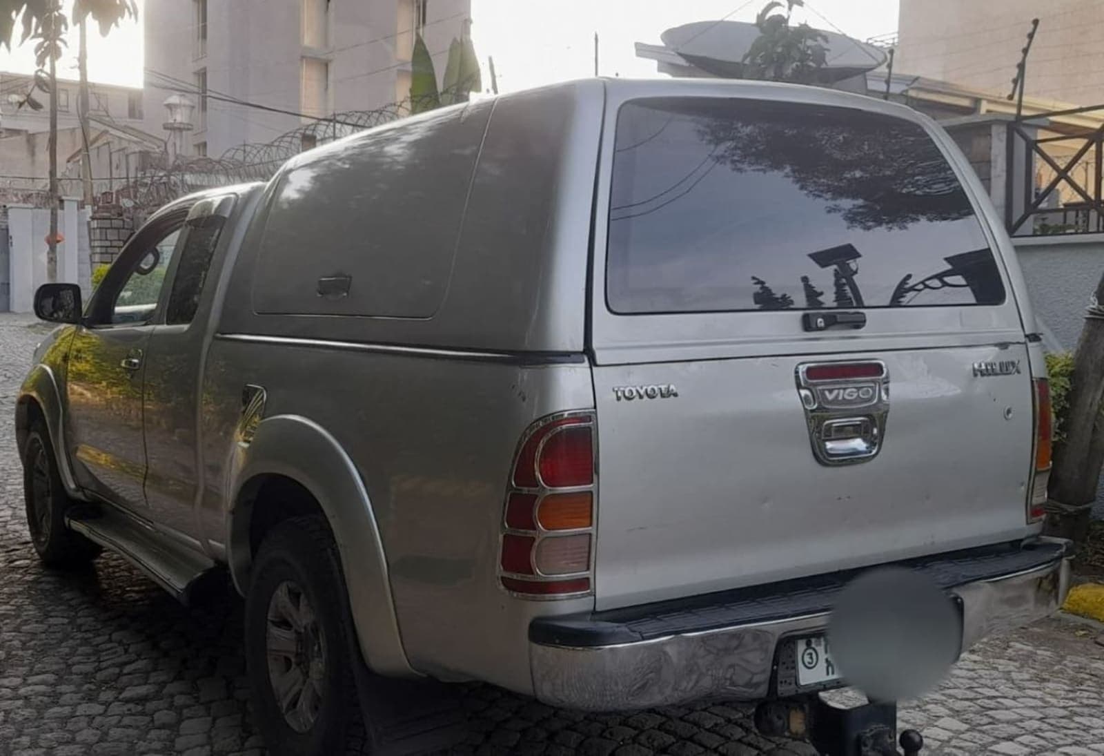 2010 Toyota Hilux Double Cabin — photo 2