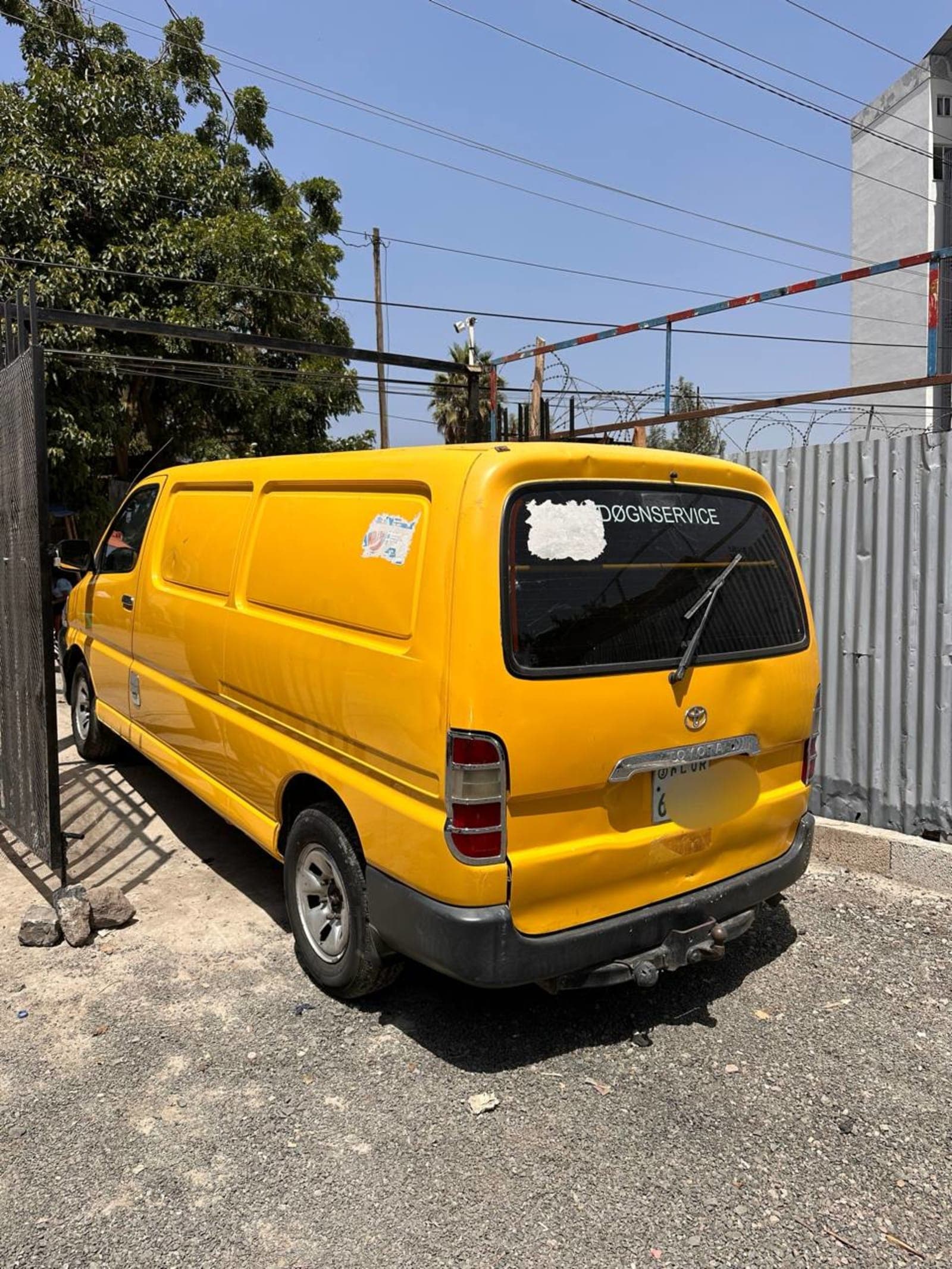 2009 Toyota D4D Dolphin — photo 3