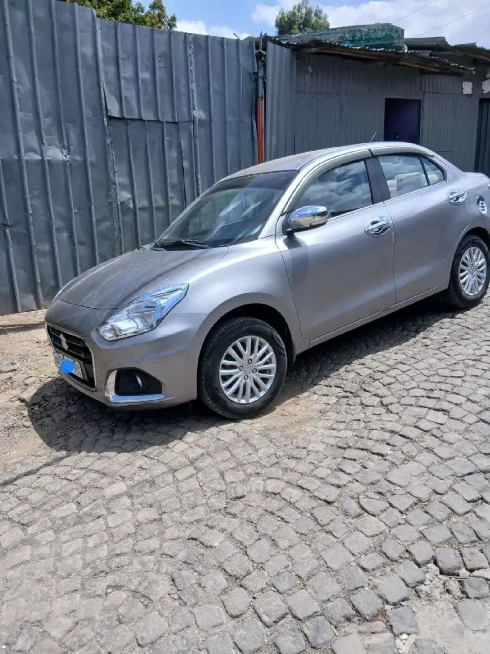 2023 Suzuki Dizire โ photo 3