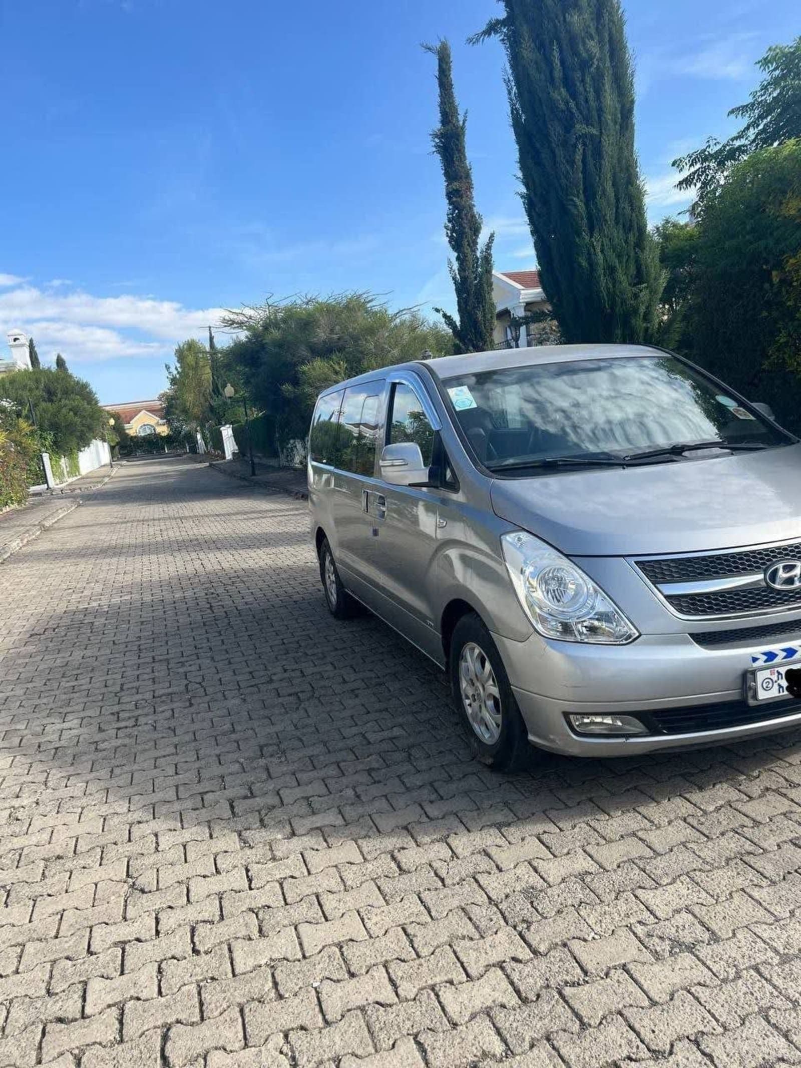 2013 Hyundai Starex