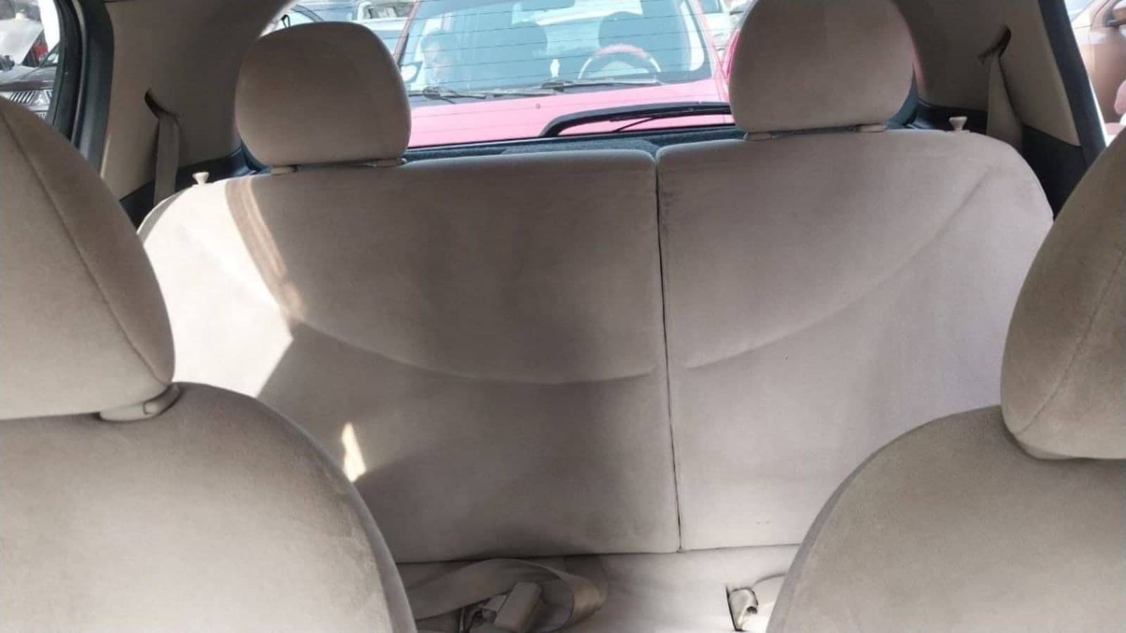 2004 Toyota Vitz — photo 4
