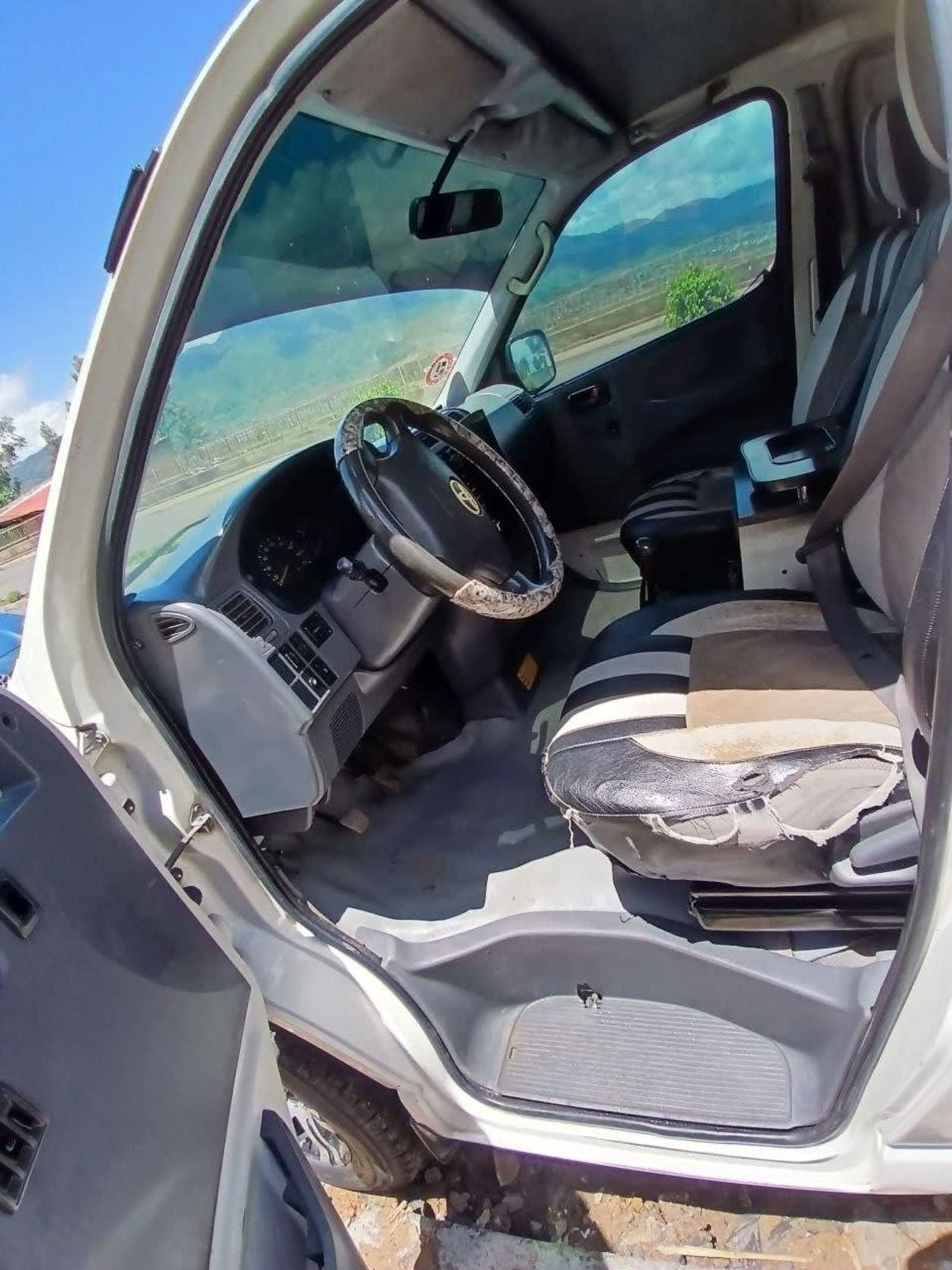 2009 TOYOTA SHARK — photo 5