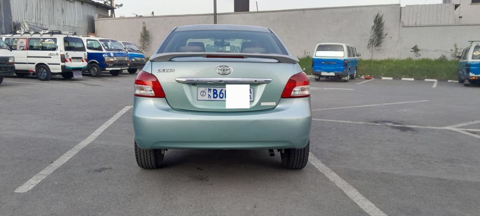2010 Toyota Yaris Belta — photo 5