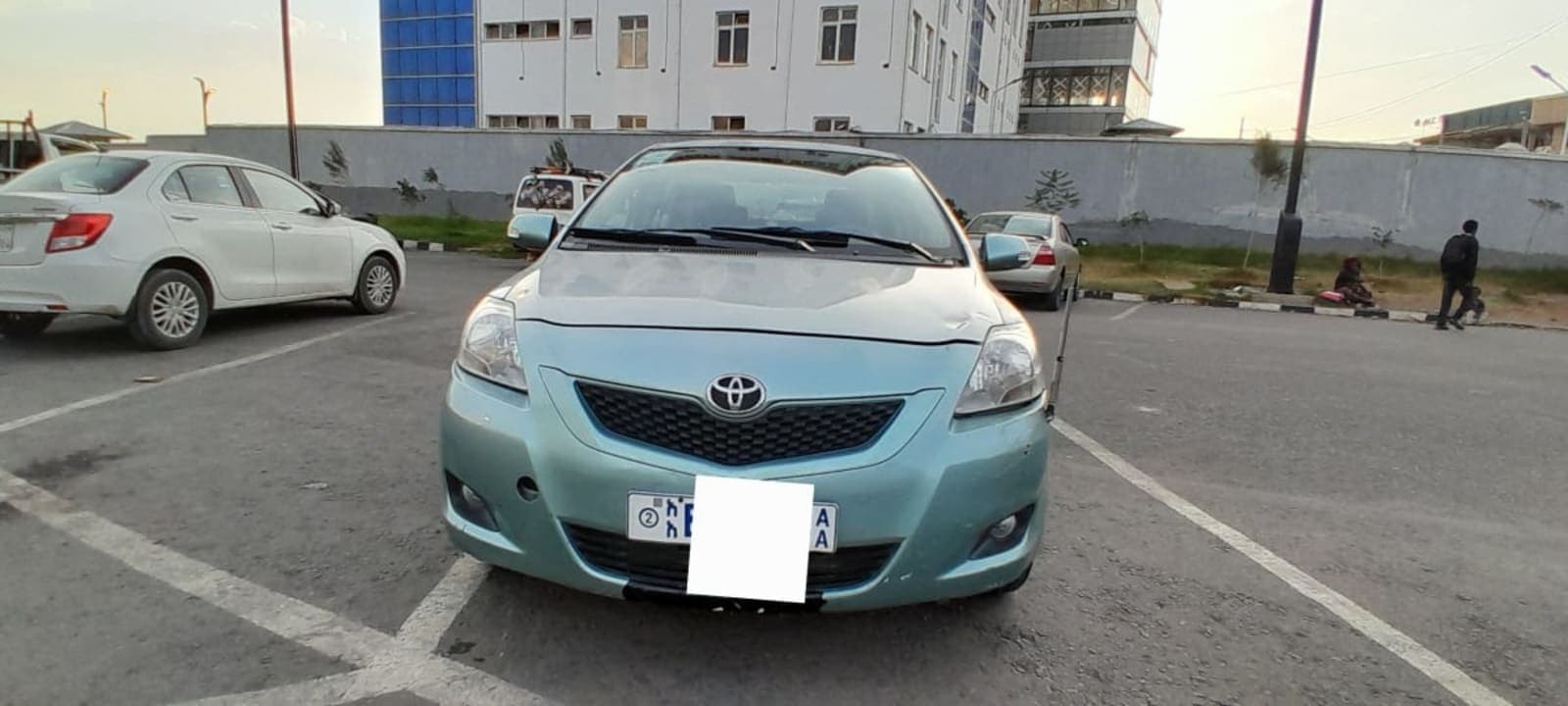 2010 Toyota Yaris Belta — photo 8