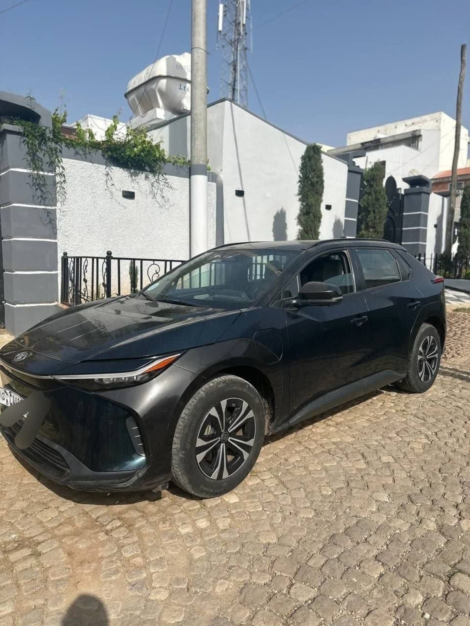 2023 TOYOTA BZ4X