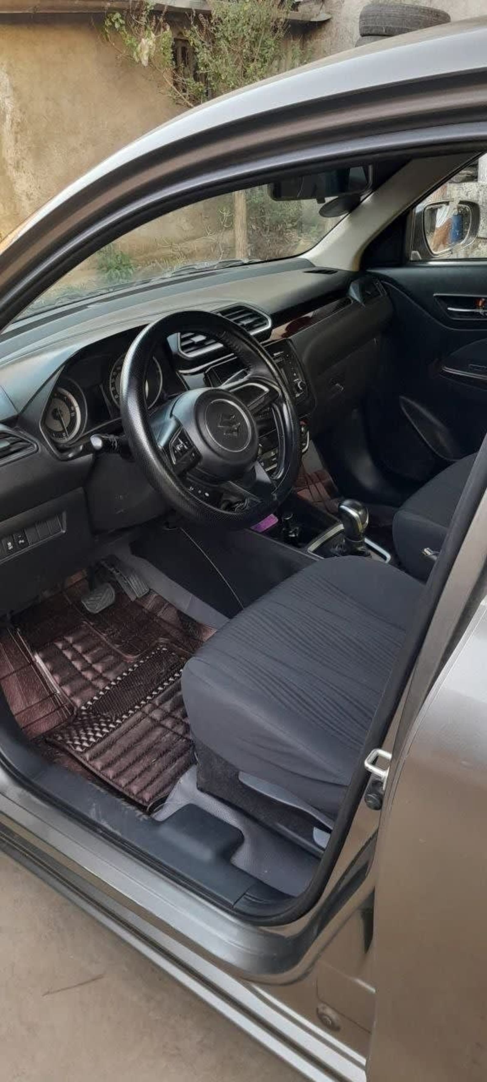 2022 Suzuki Dzire — photo 5