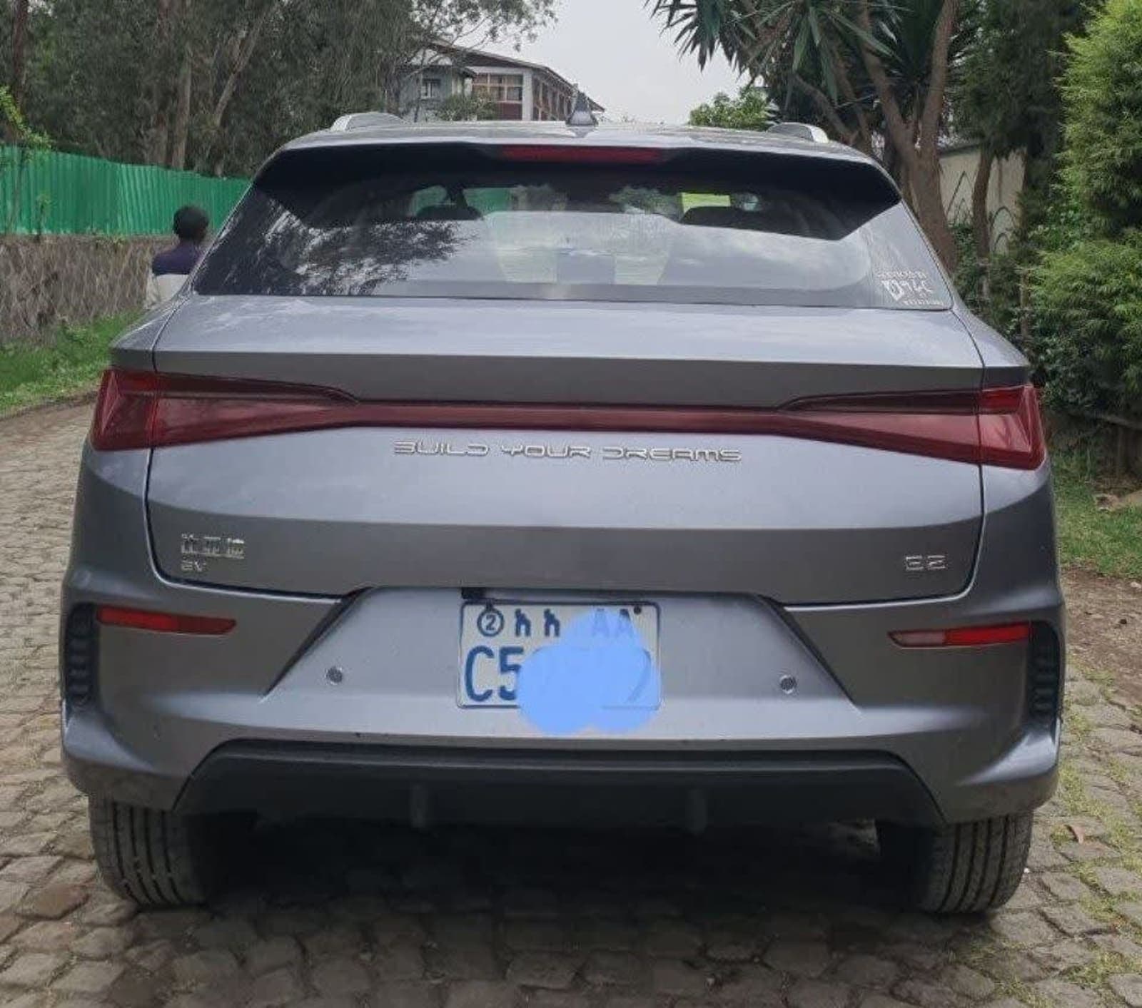 2025 BYD e2 — photo 3