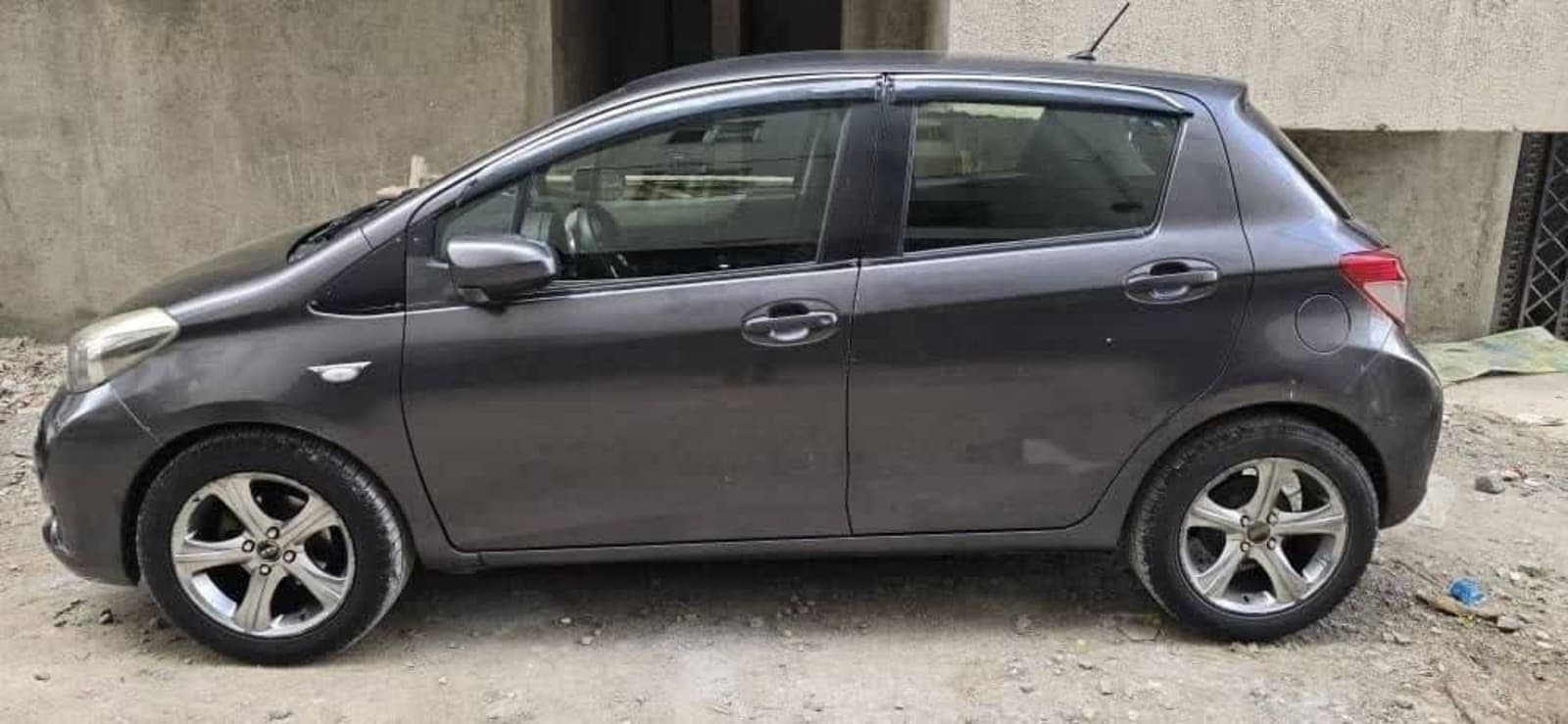 2012 Toyota Yaris kompact — photo 6