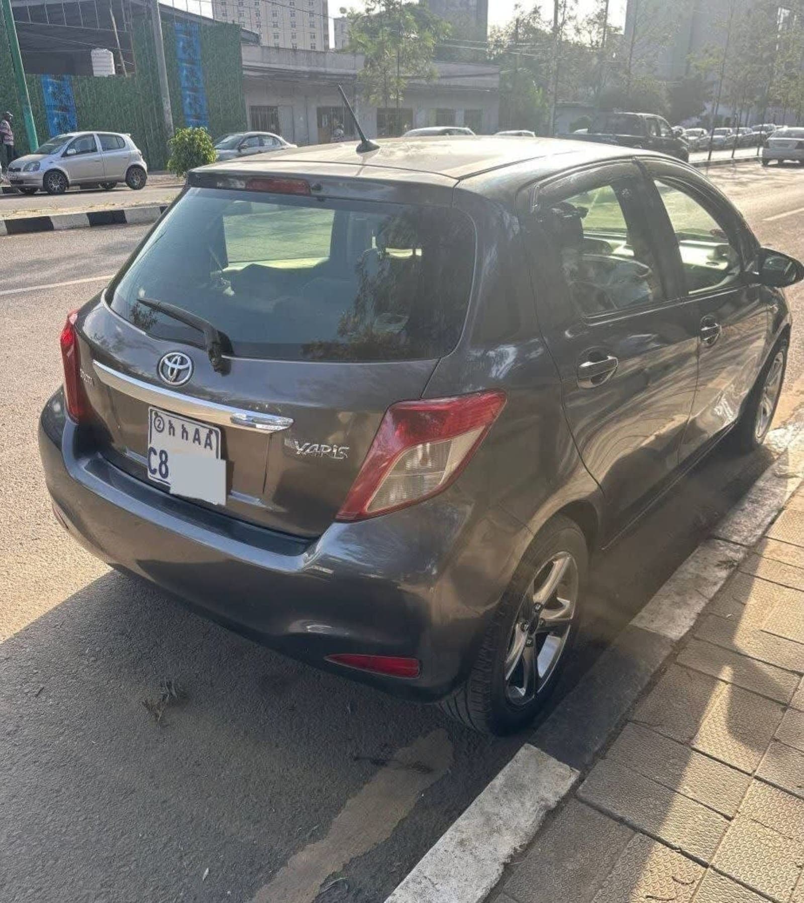 2012 Toyota Yaris kompact — photo 7
