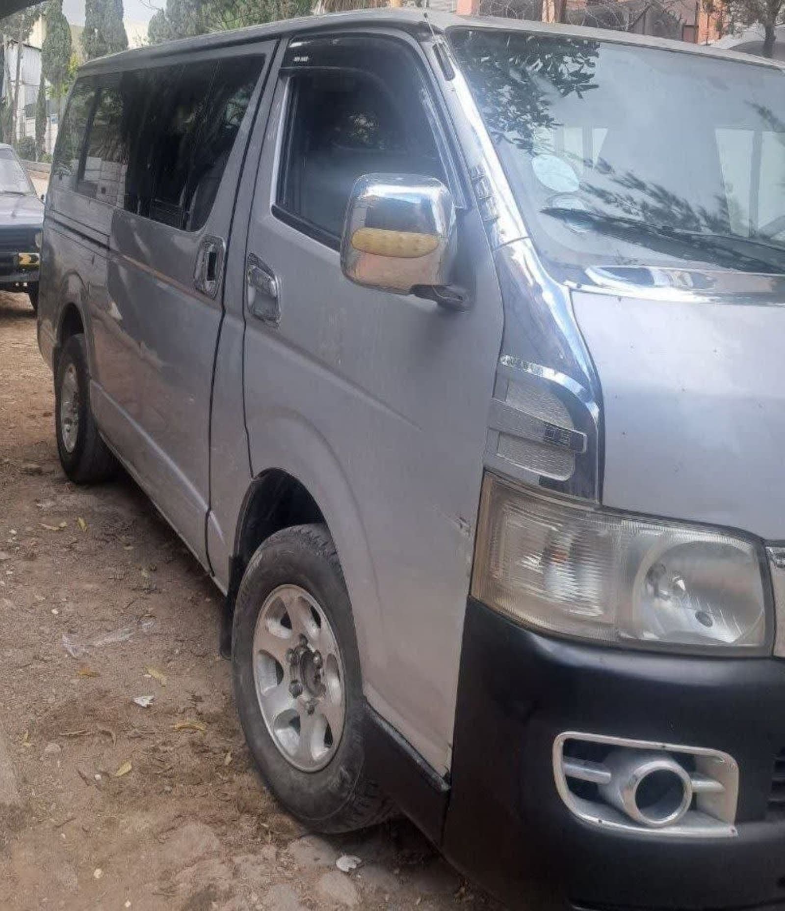 2007 Toyota Hiace
