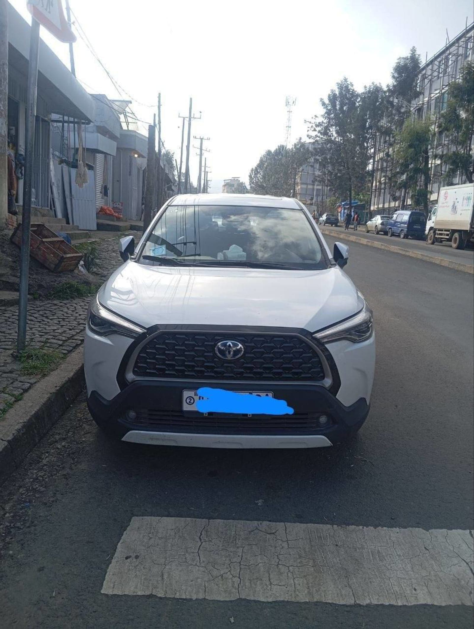 2023 Toyota Corolla Cross Hybrid — photo 3
