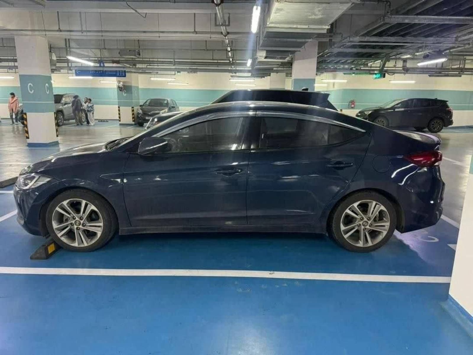 2017 Hyundai Avante — photo 2