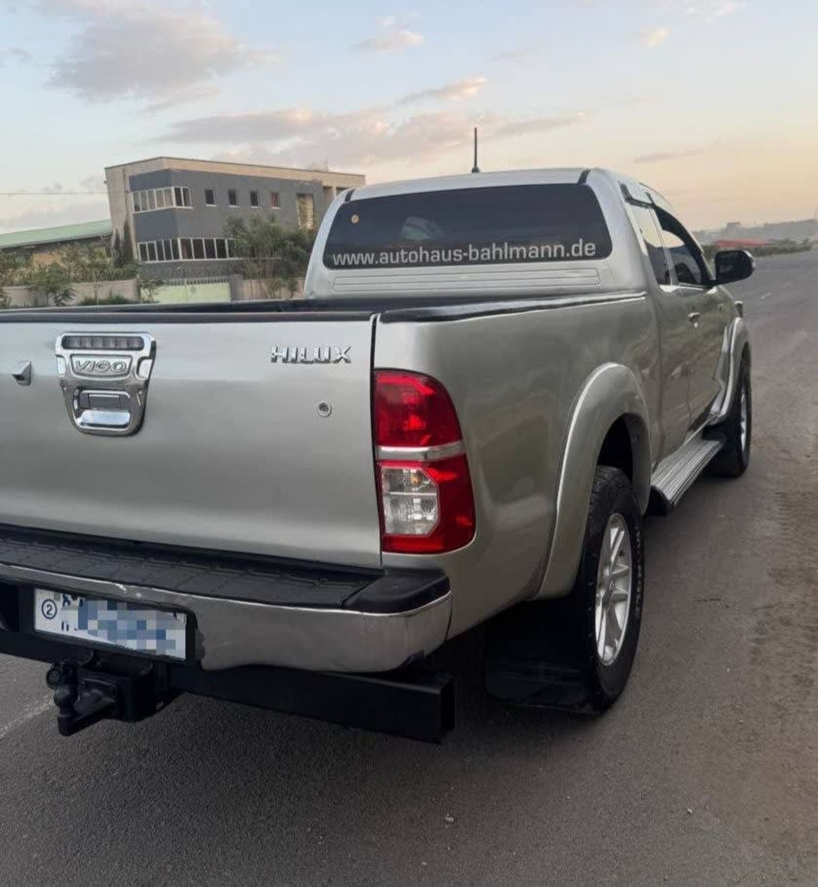 2012 Toyota Vigo King Cab — photo 2
