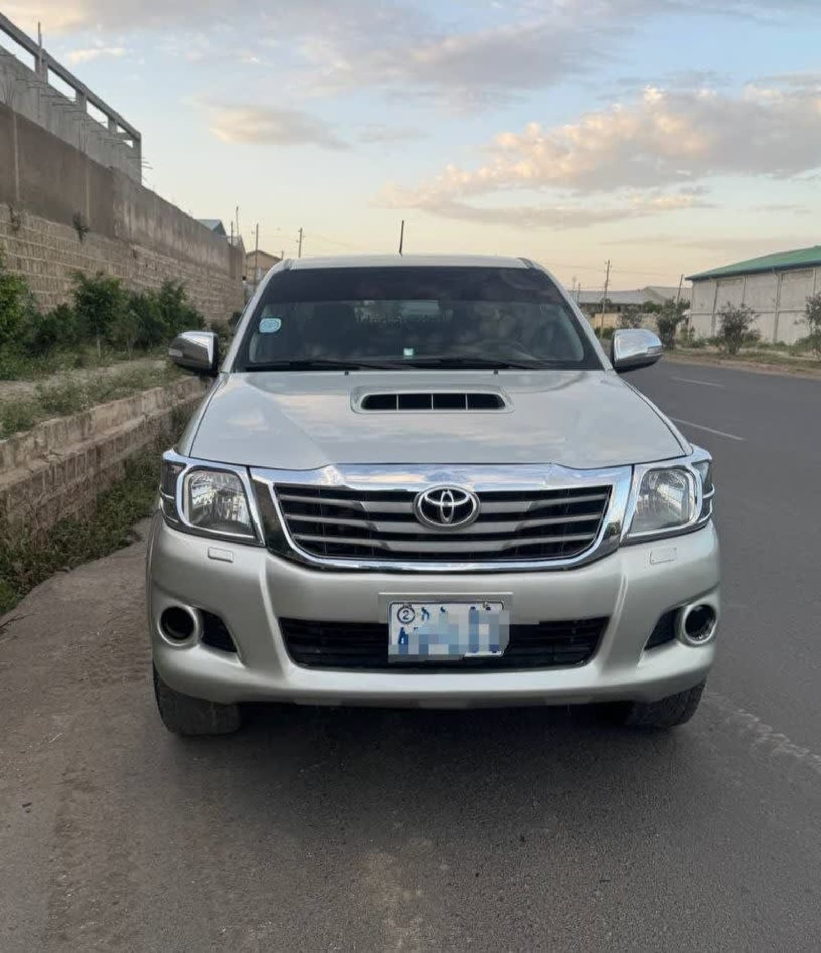 2012 Toyota Vigo King Cab — photo 6