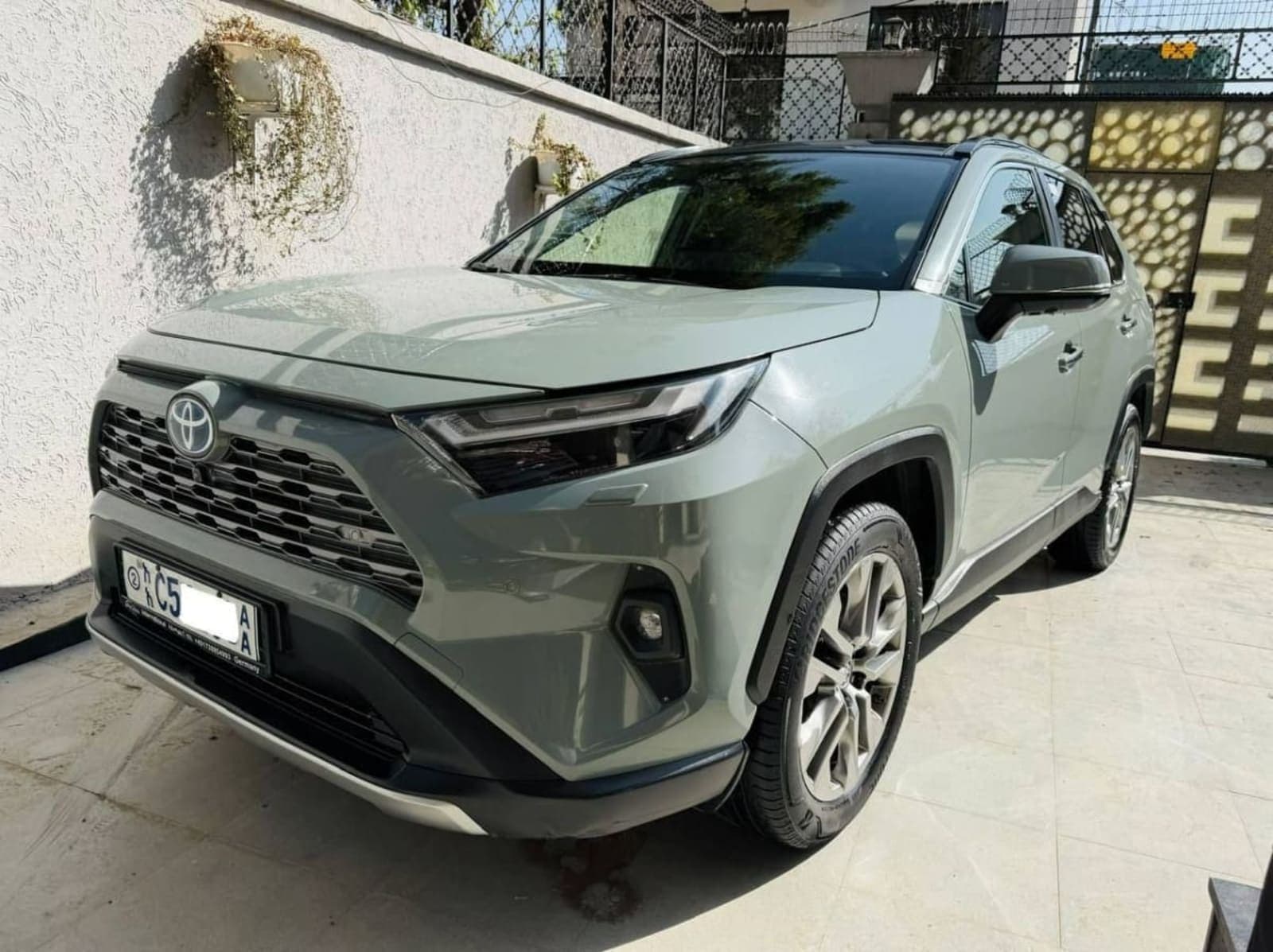 2023 Toyota Rav4 Hybrid AWD — photo 8