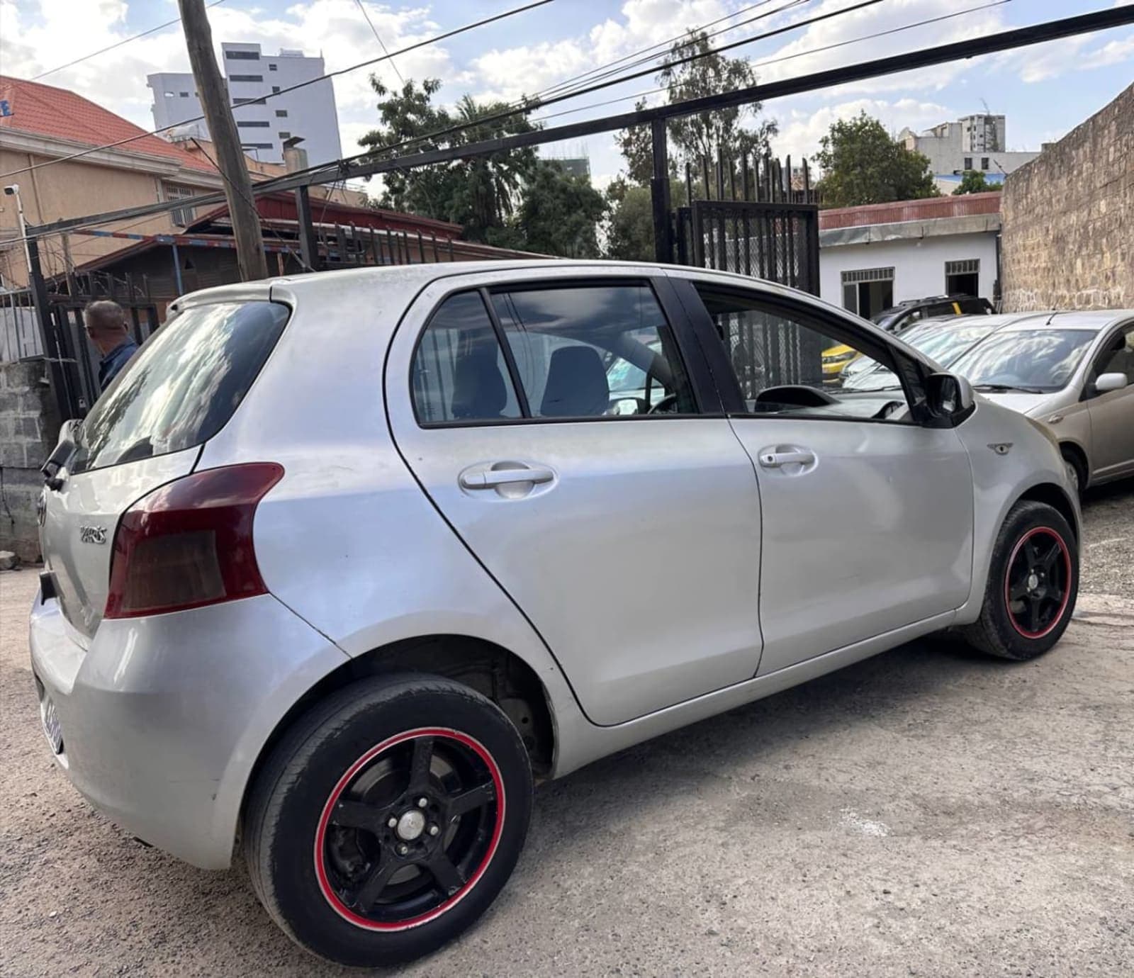 2008 Toyota Yaris Compact — photo 3