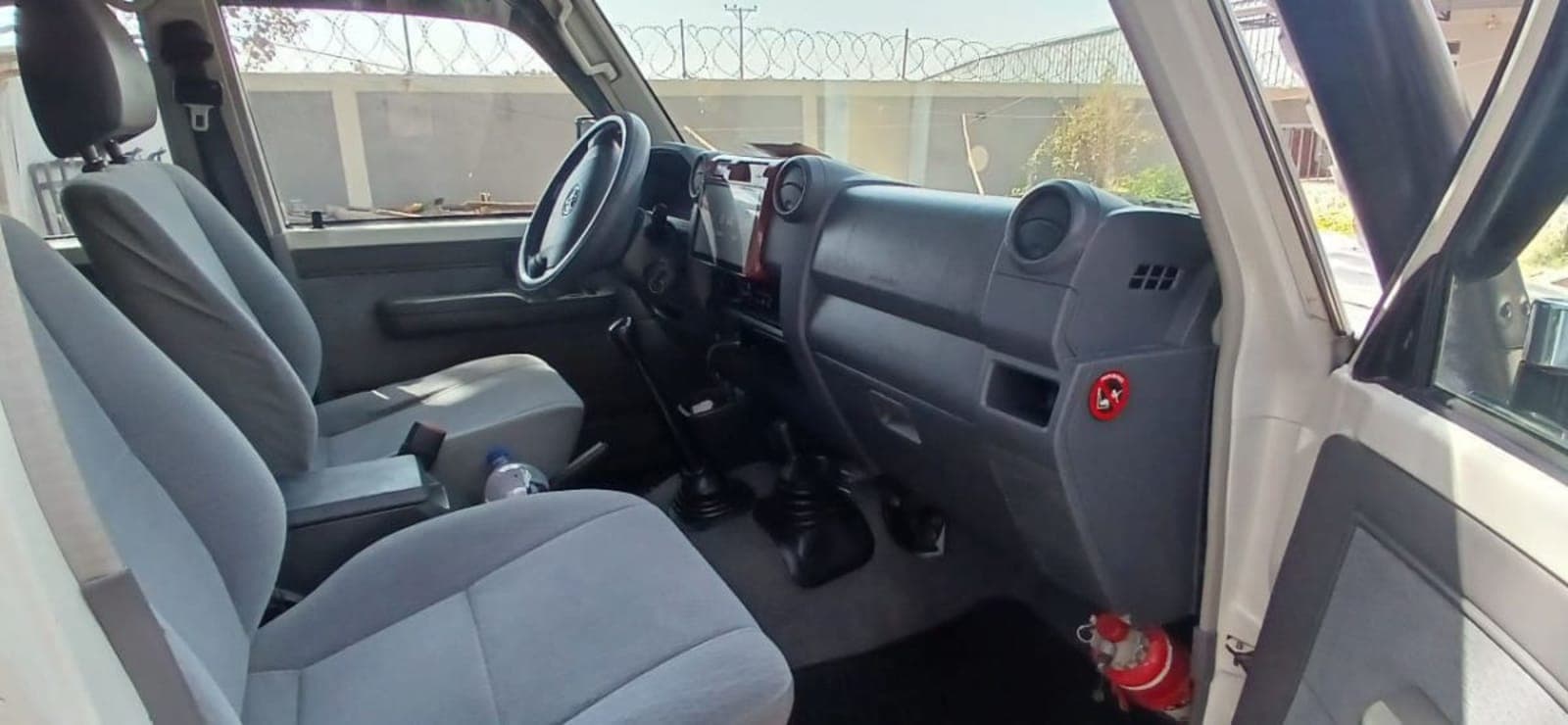2020 Toyota LandCruiser Mark II hard top — photo 6