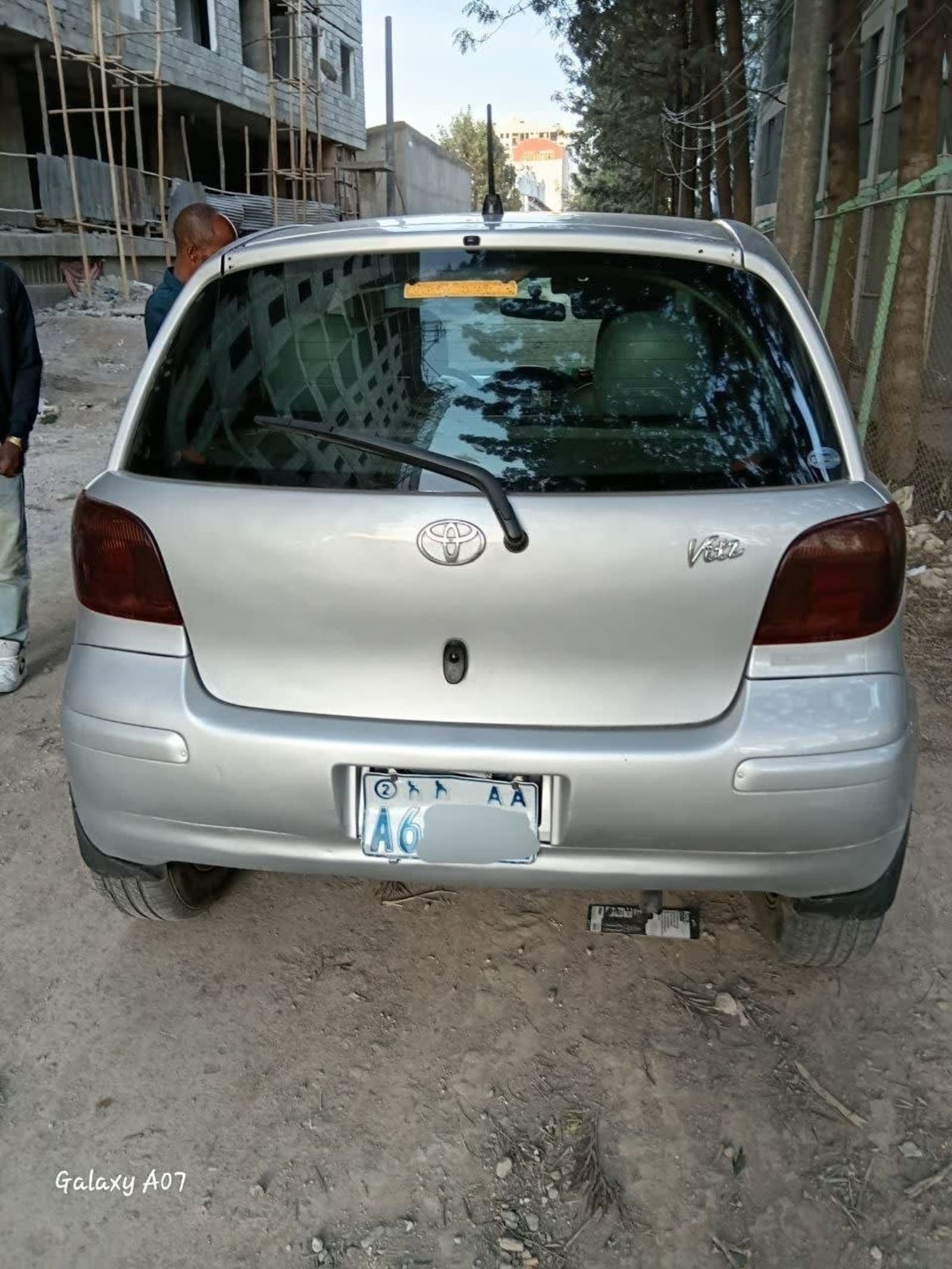 2003 Toyota Vitz — photo 4