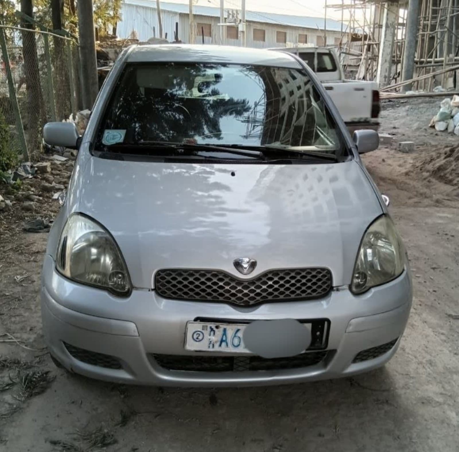 2003 Toyota Vitz — photo 5