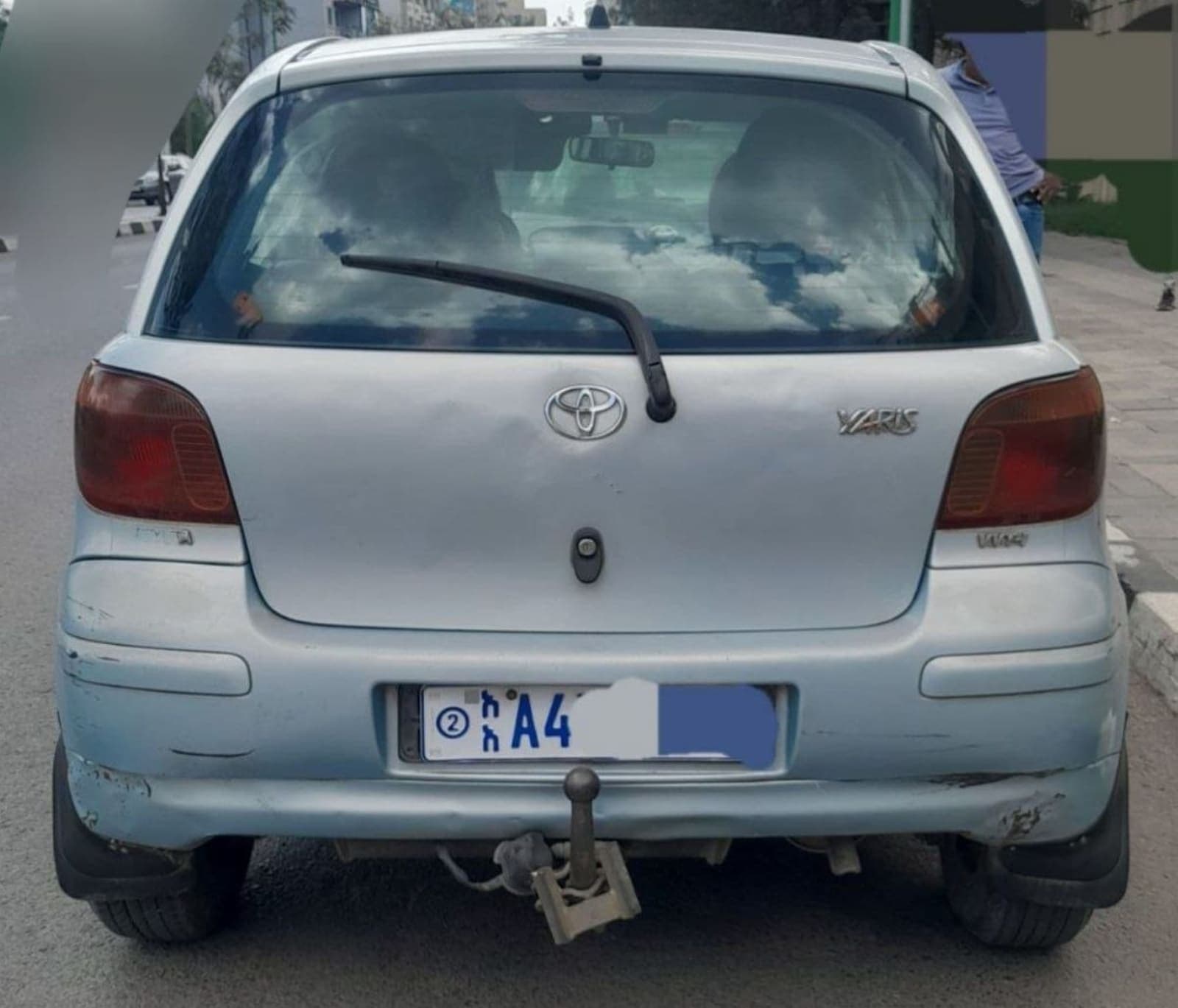 2004 Toyota Vitz — photo 2