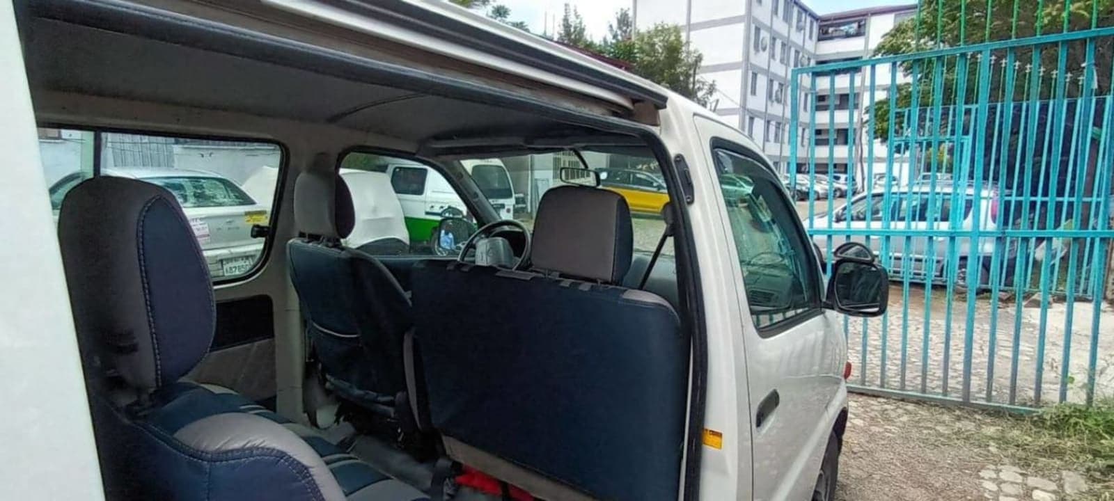 2002 Toyota D4D Dolfine — photo 6