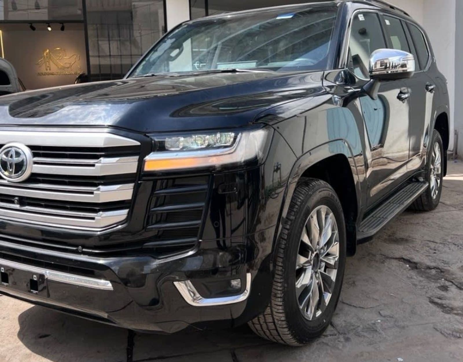 2023 Toyota LandCruiser V6 VXR — photo 3