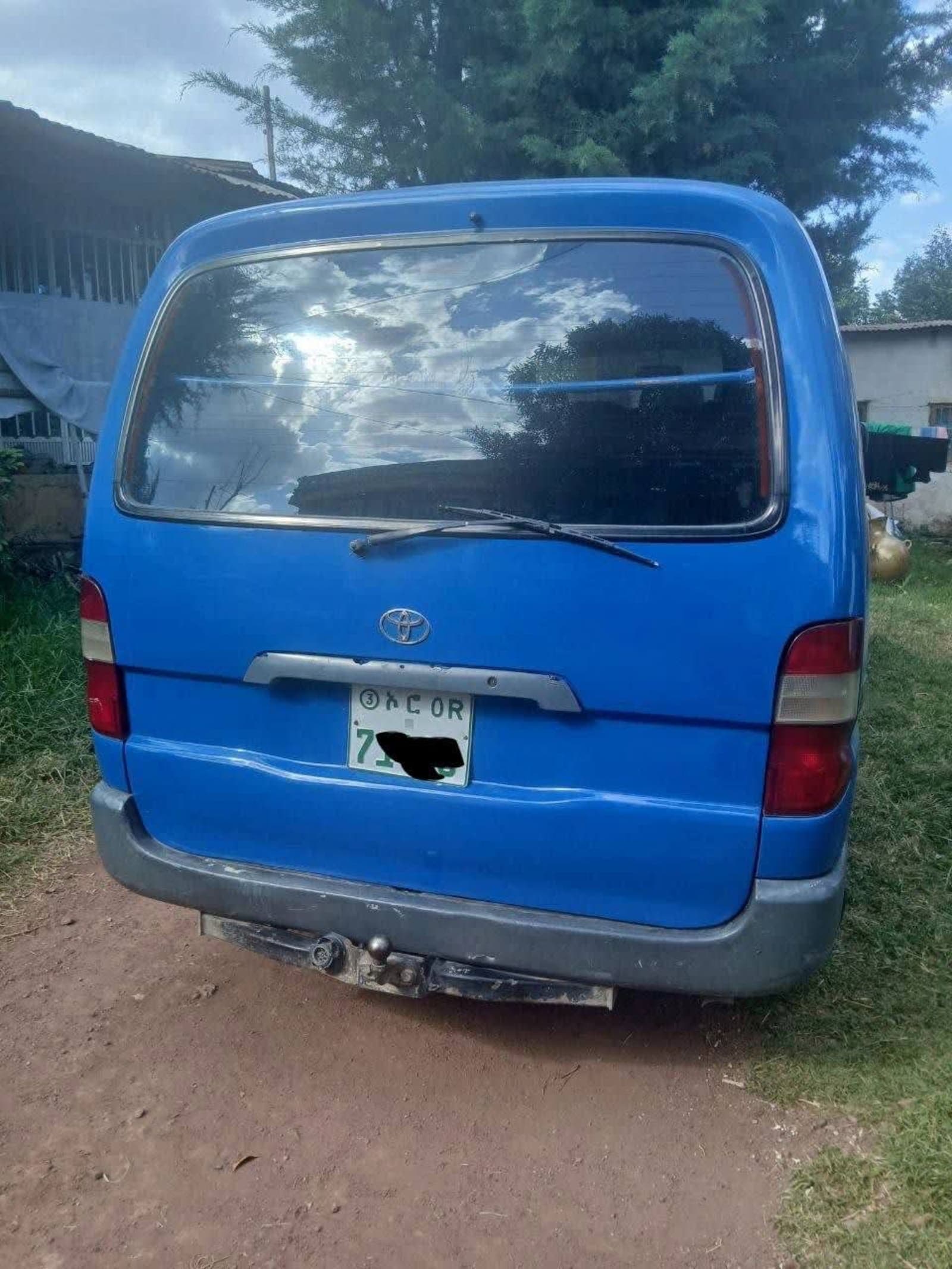 2000 Toyota Dolphin — photo 5