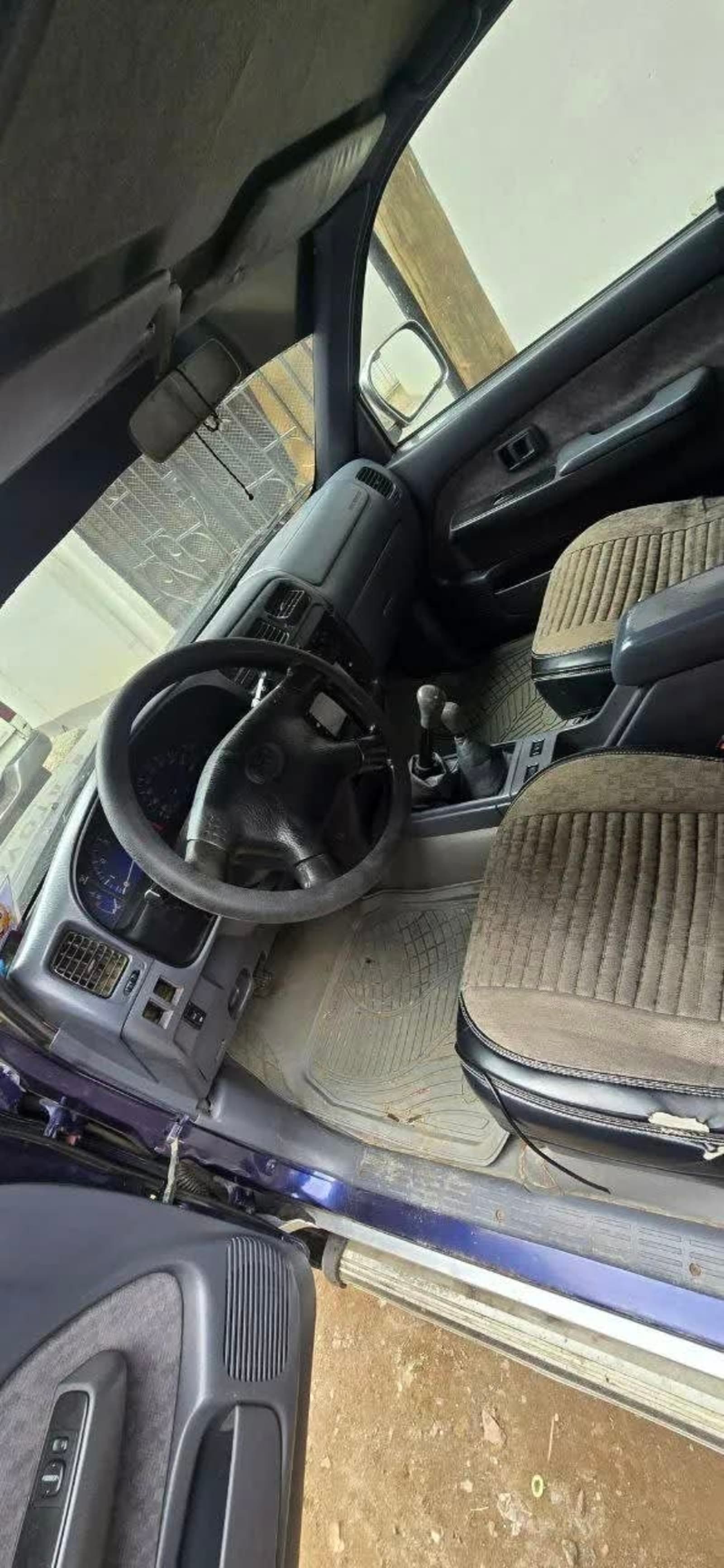 2003 Toyota Hilux โ photo 2