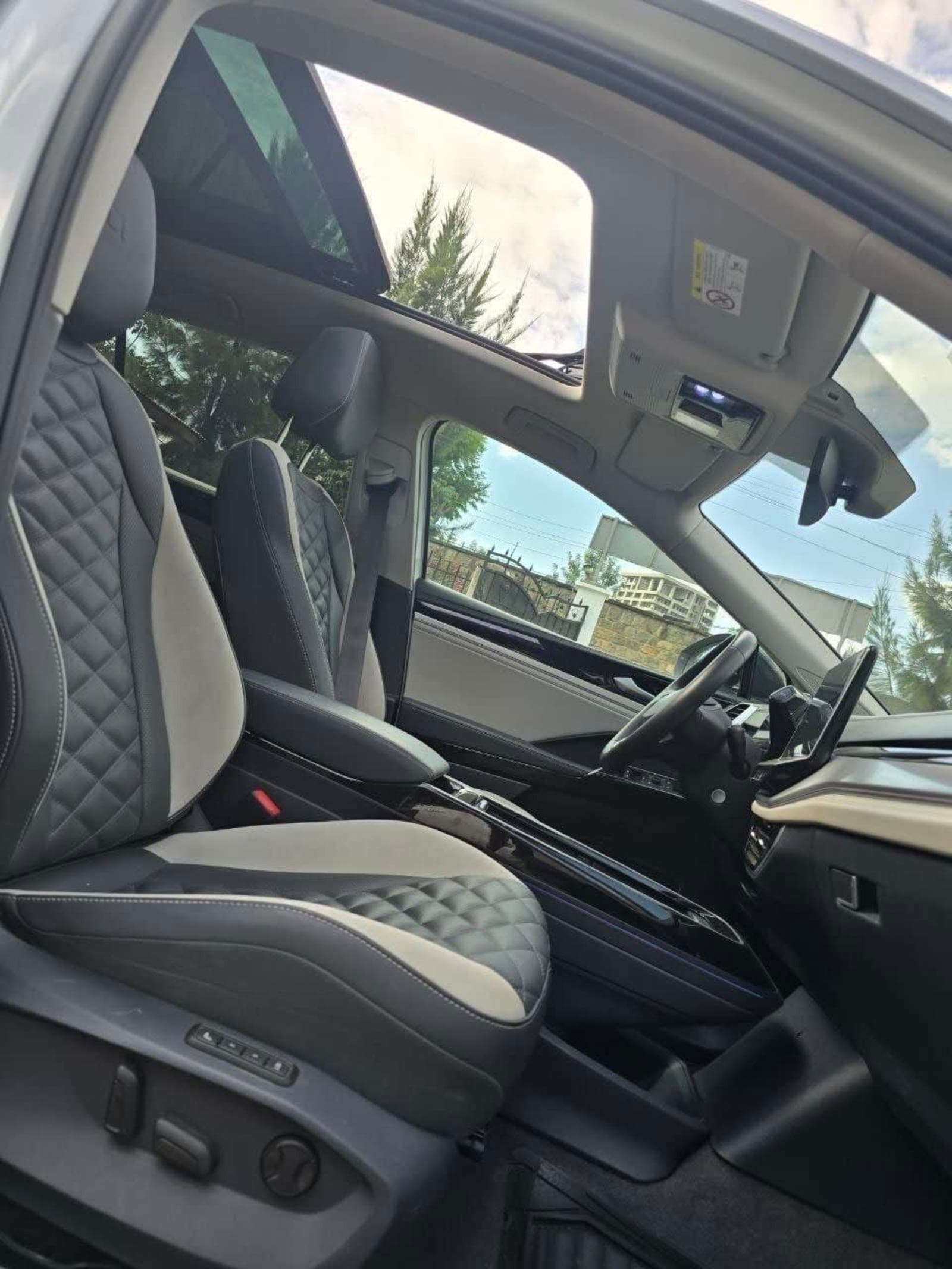 2024 Volkswagen ID.6 Crozz Pro