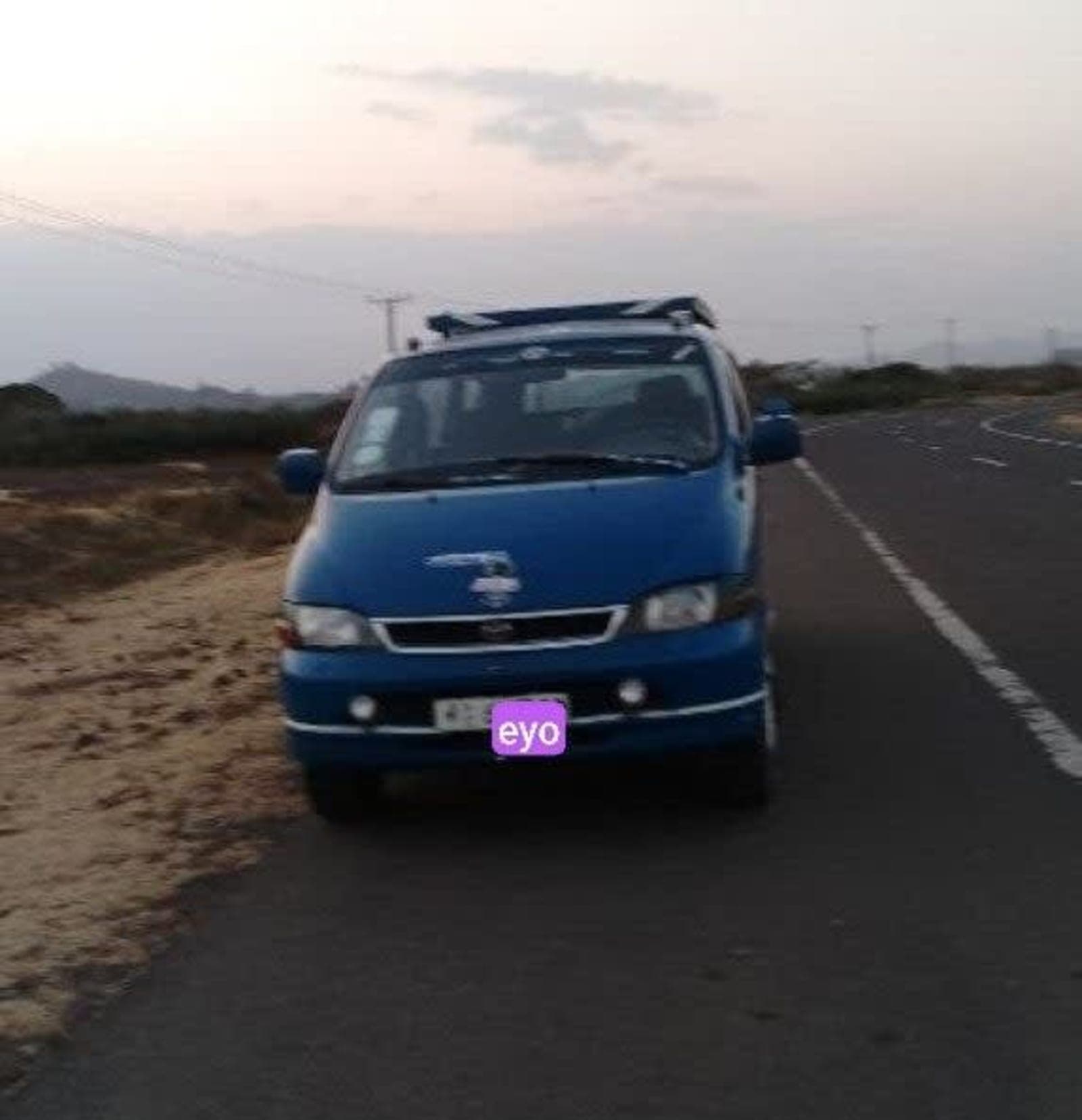 2001 Toyota 2LT — photo 2