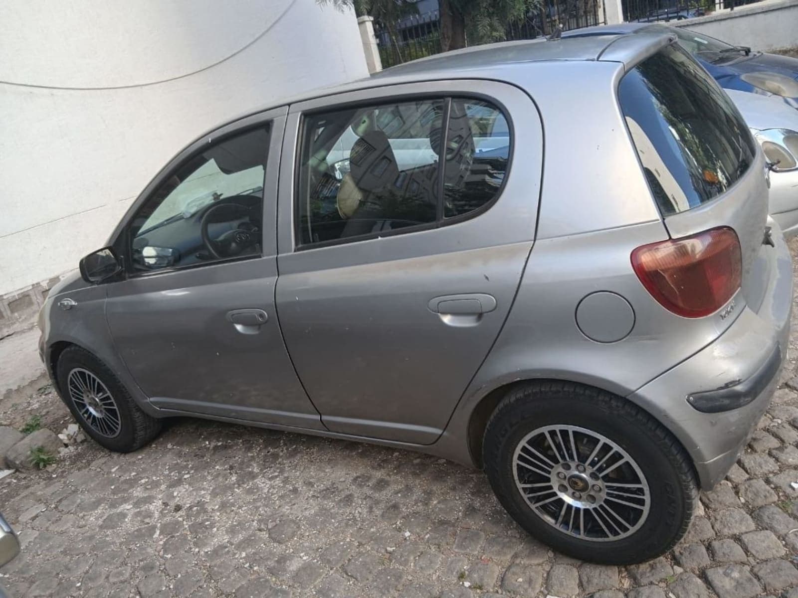 2002 Toyota Vitz Yaris — photo 5