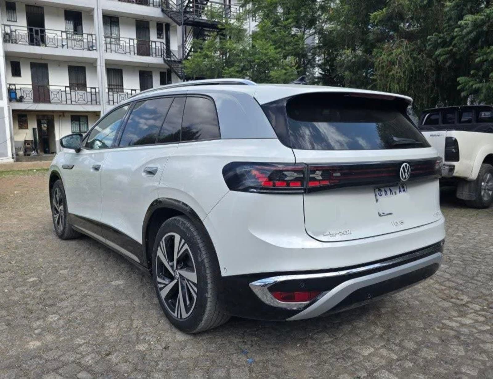 2024 Volkswagen ID.6 Crozz Pro — photo 5
