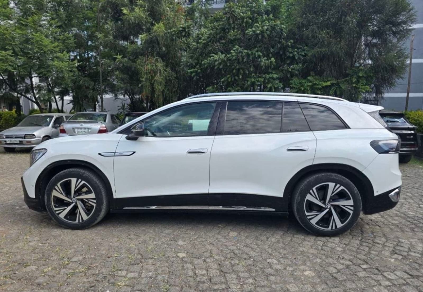 2024 Volkswagen ID.6 Crozz Pro — photo 7