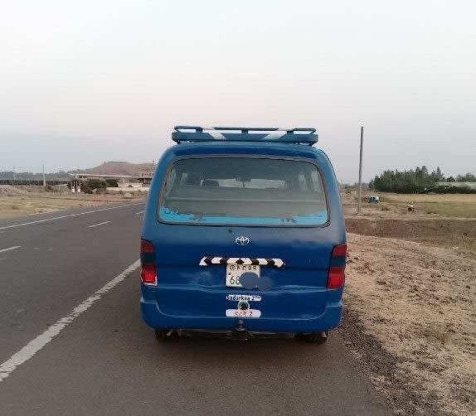 2001 Toyota Dolphin 2LT