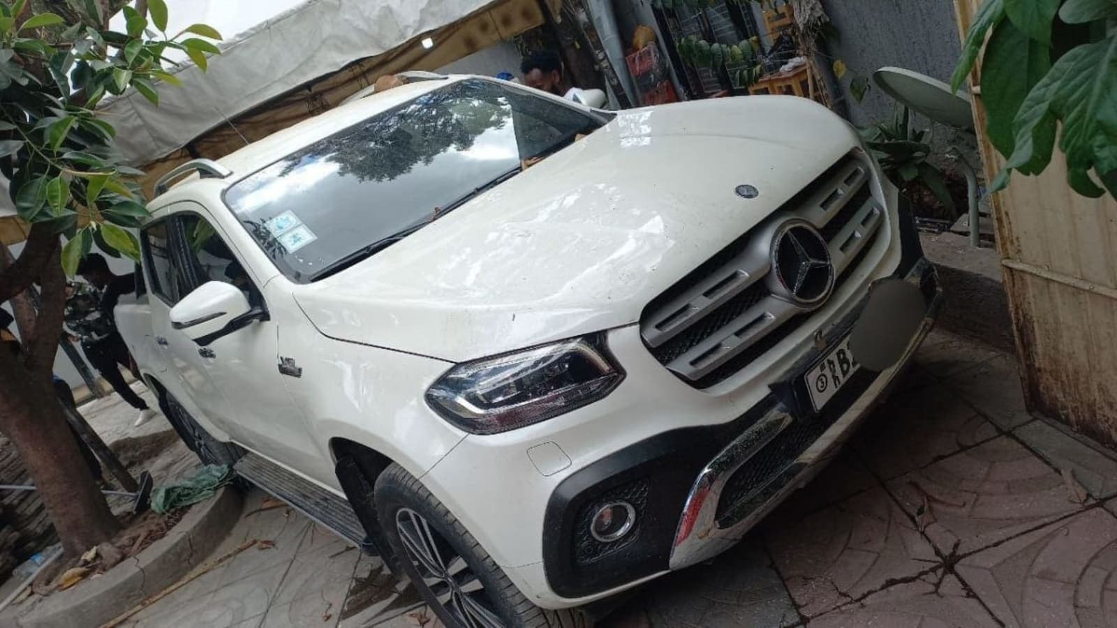 2020 Mercedes-Benz X-Class — photo 5