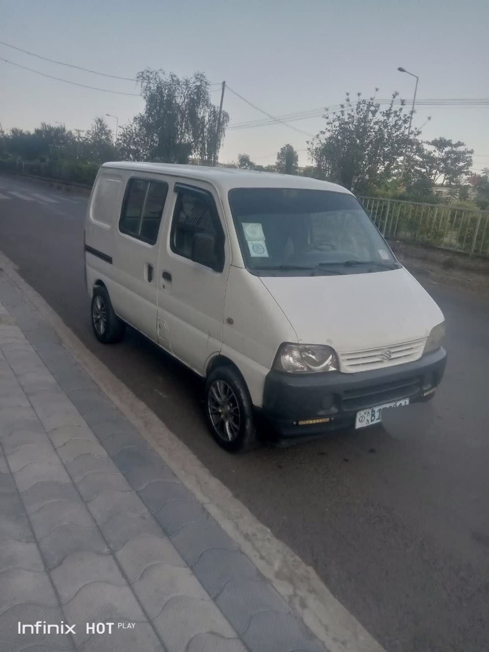 2000 Suzuki Carry van — photo 2