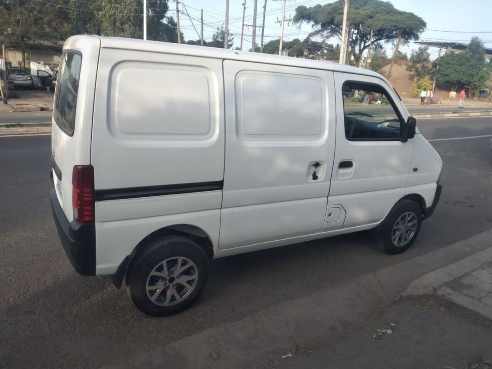2024 Suzuki EECO Carry — photo 3