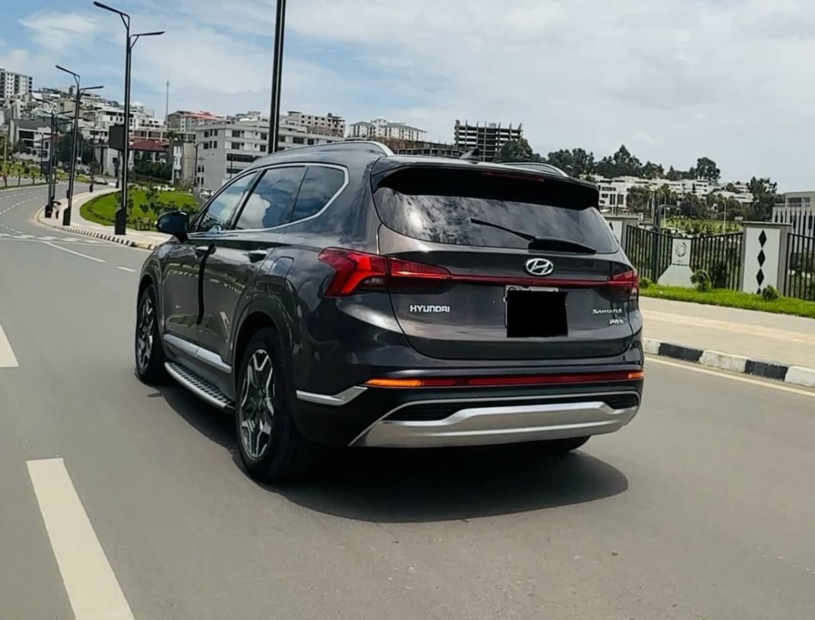 2023 Hyundai Santa Fe Plug-in — photo 5