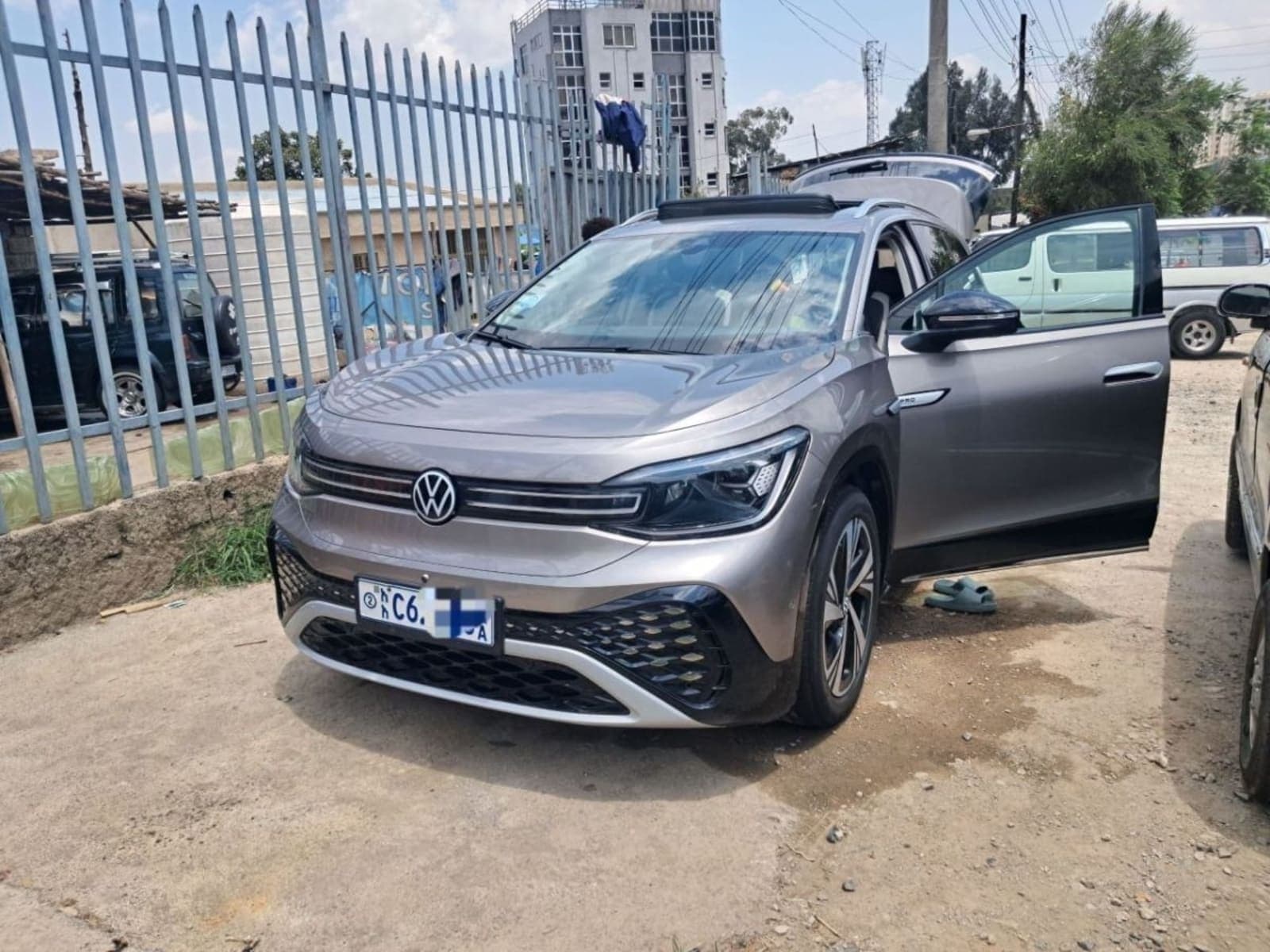 2024 Volkswagen ID.6 Crozz Pro — photo 4