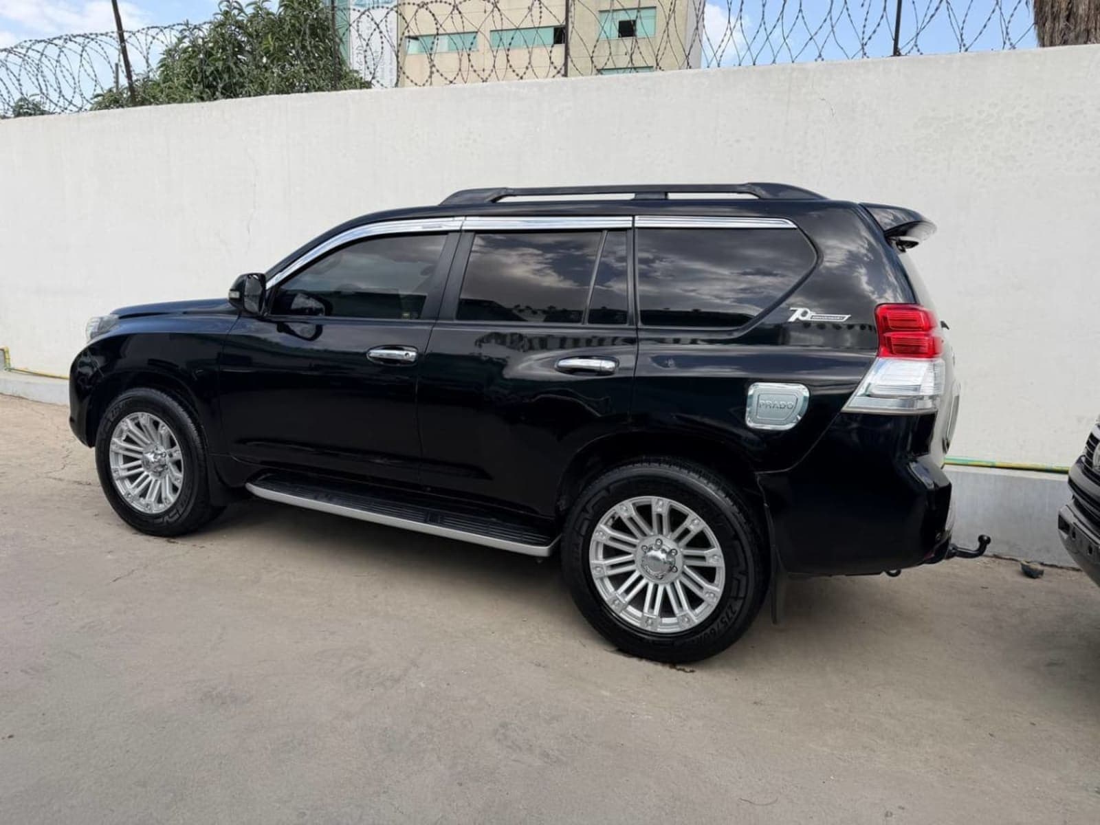 2013 Toyota Land Cruiser Prado