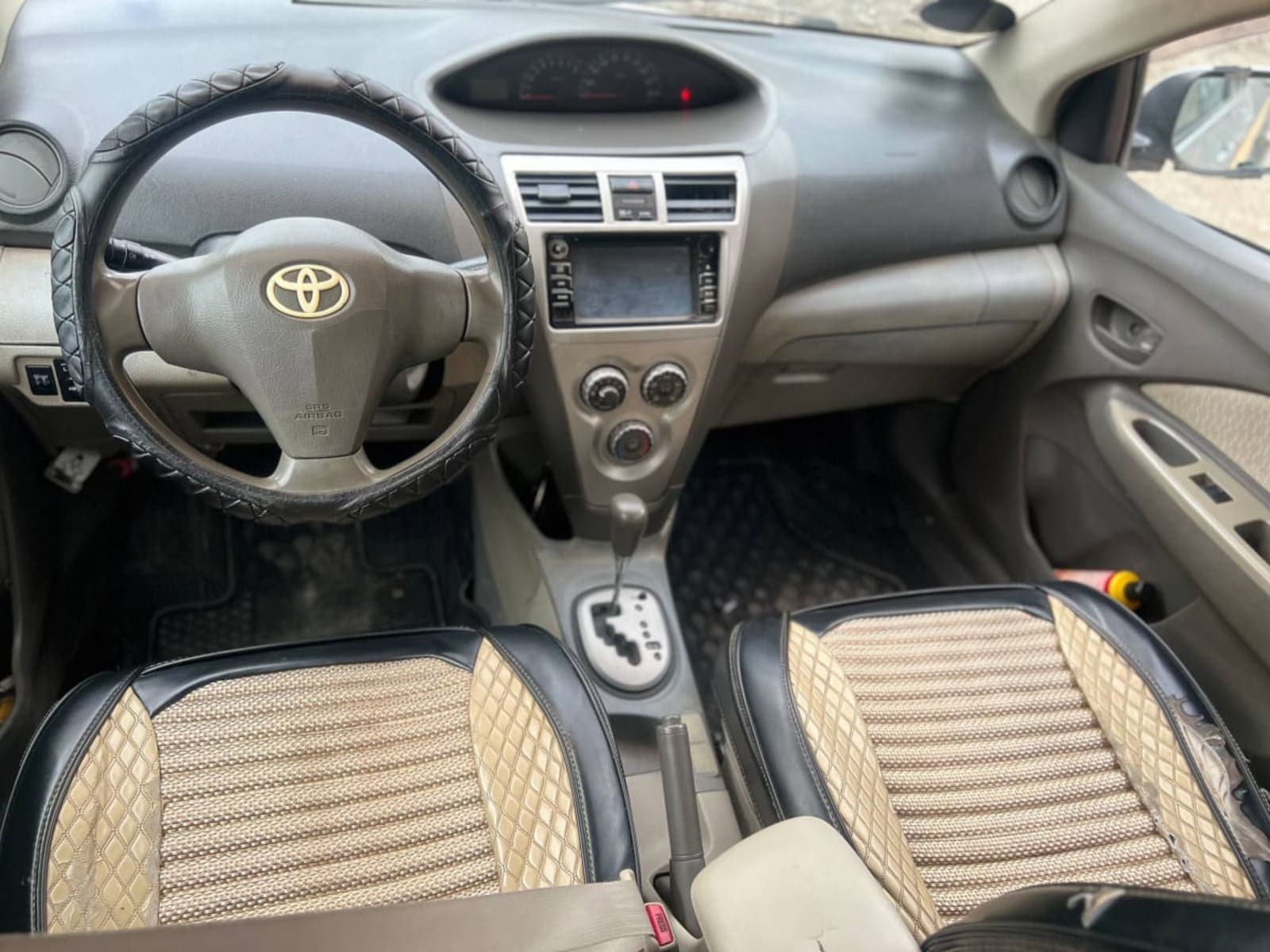 2010 Toyota Yaris Belta