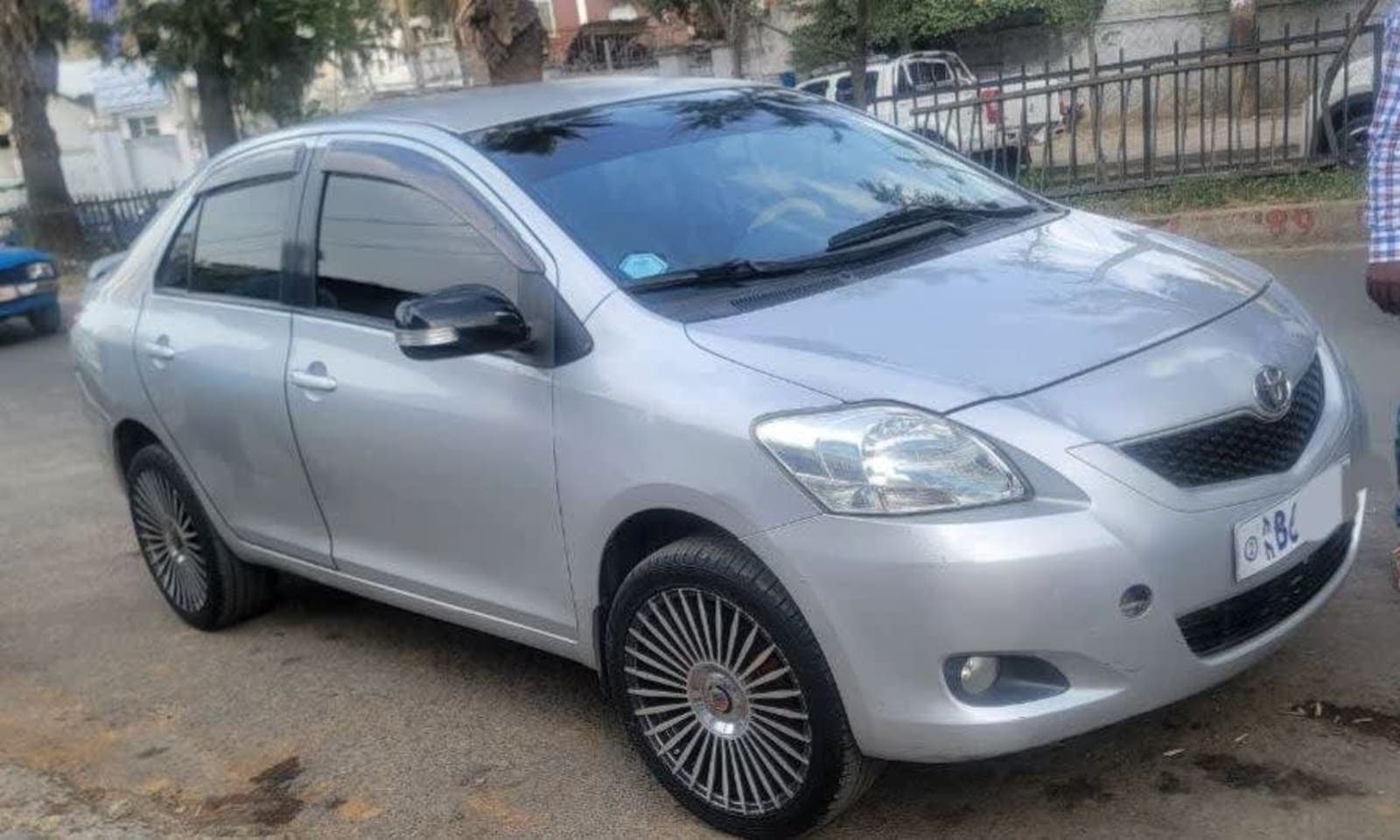 2010 Toyota Yaris Belta