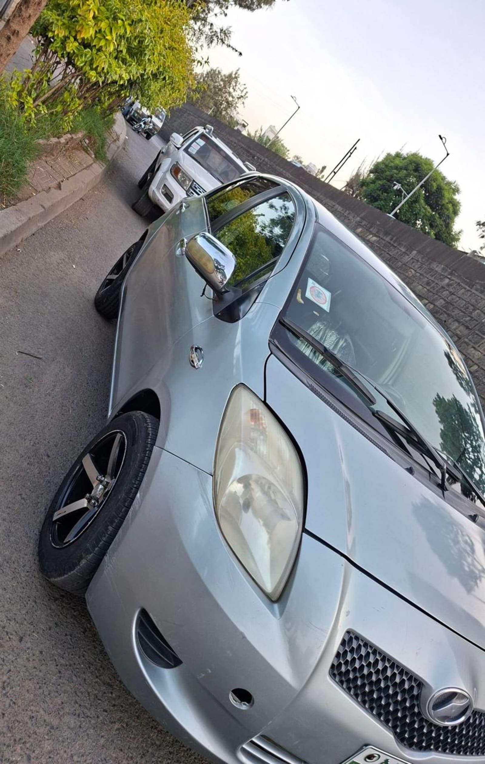 2007 Toyota Yaris Compact — photo 4